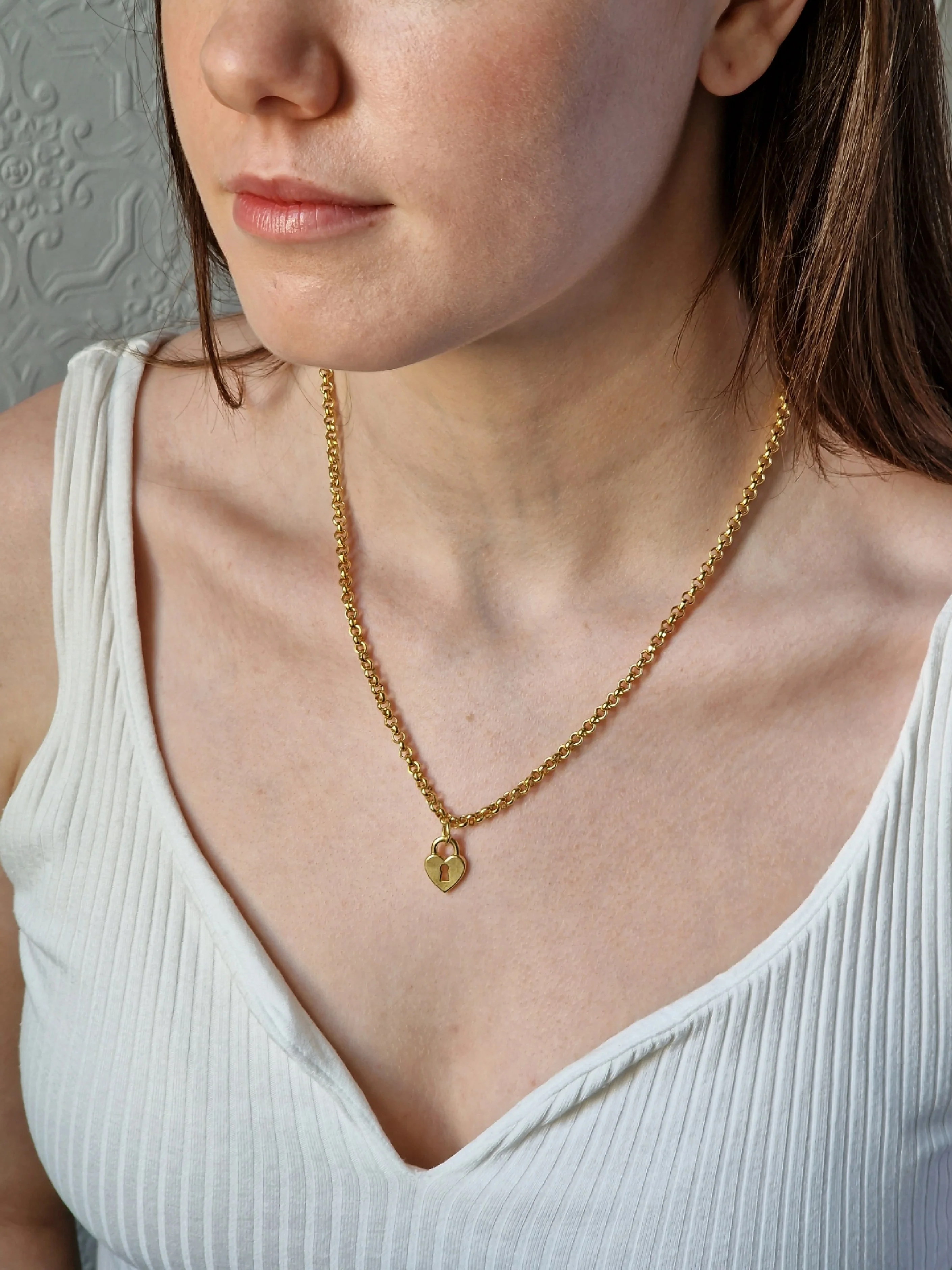 Vintage Gold Plated Chain Layering Set - Image 4