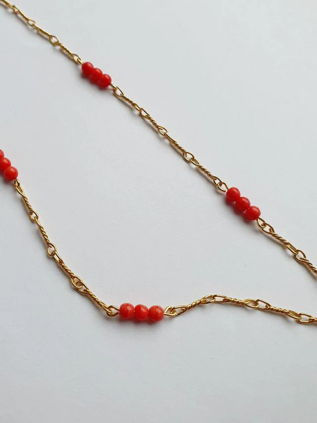 Vintage Gold Plated Chain Necklace with Pink Beads - Image 7