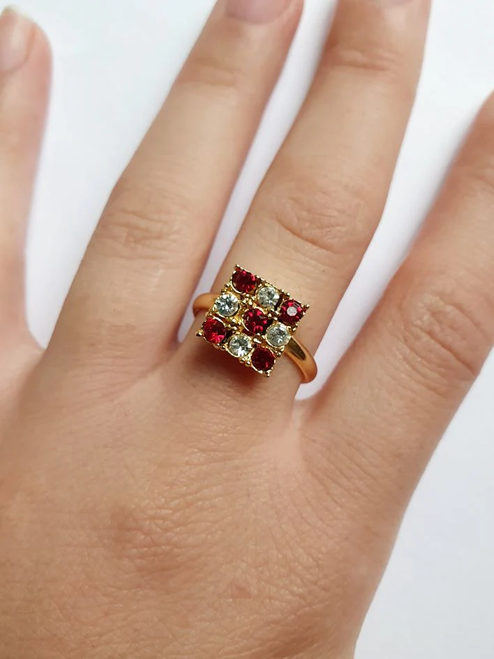 Vintage Gold Plated Checkerboard Crystal Ring - Image 5