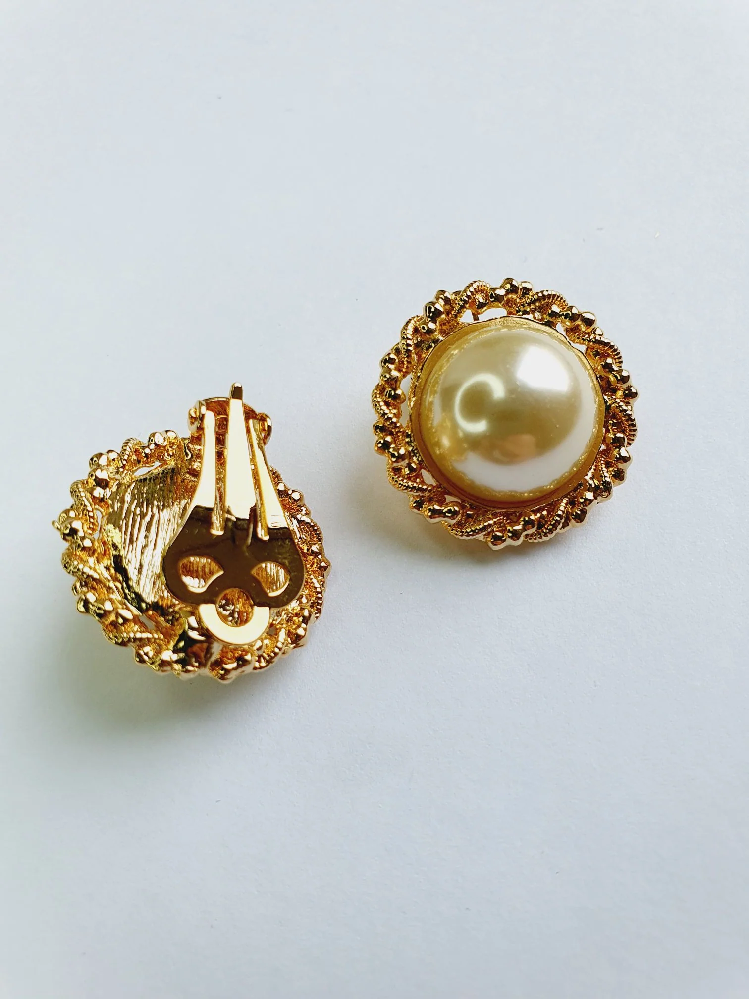 Vintage Gold Plated Clip On Pearl Earrings - Image 4