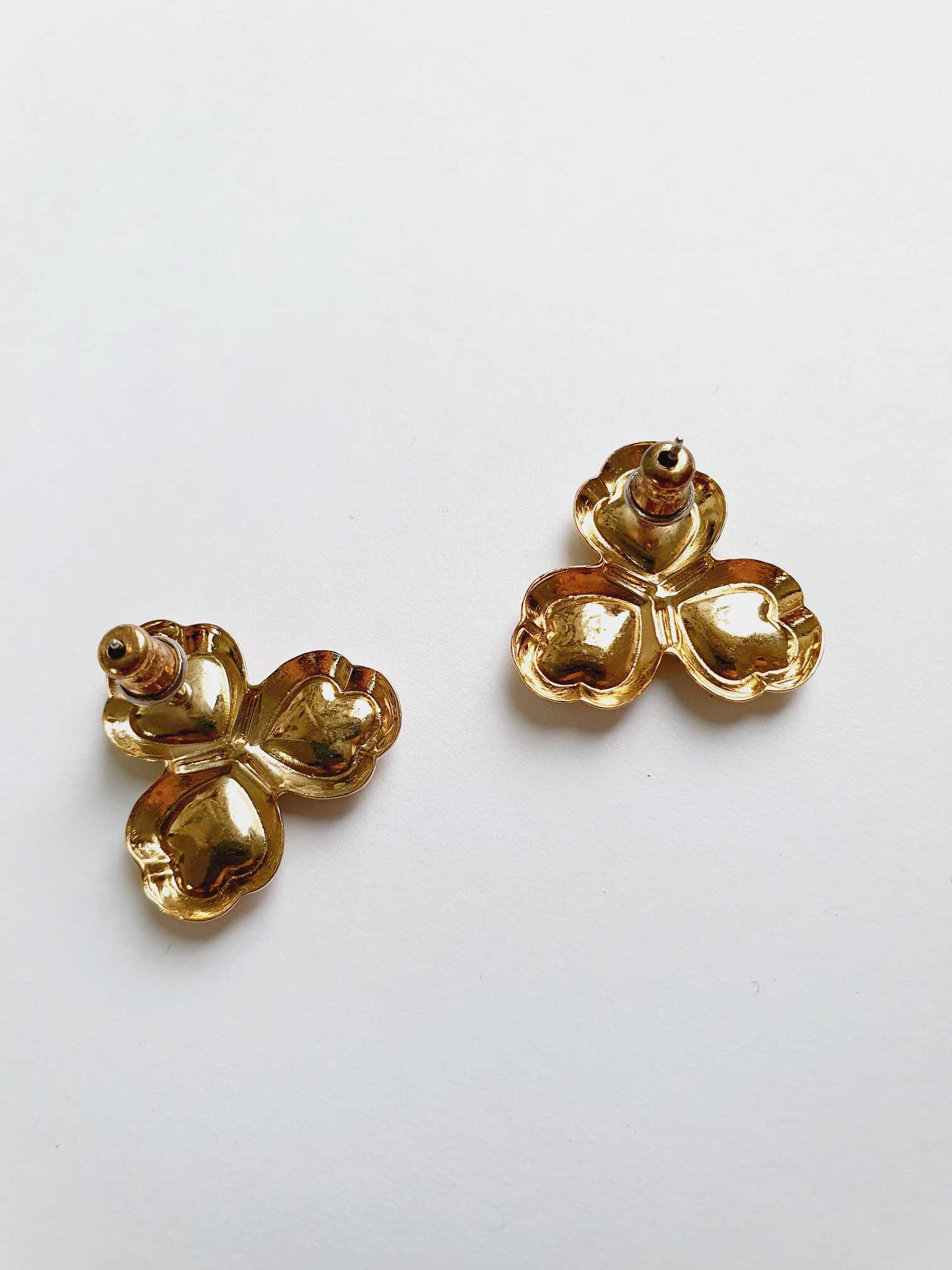 Vintage Gold Plated Clover Stud Earrings - Image 4