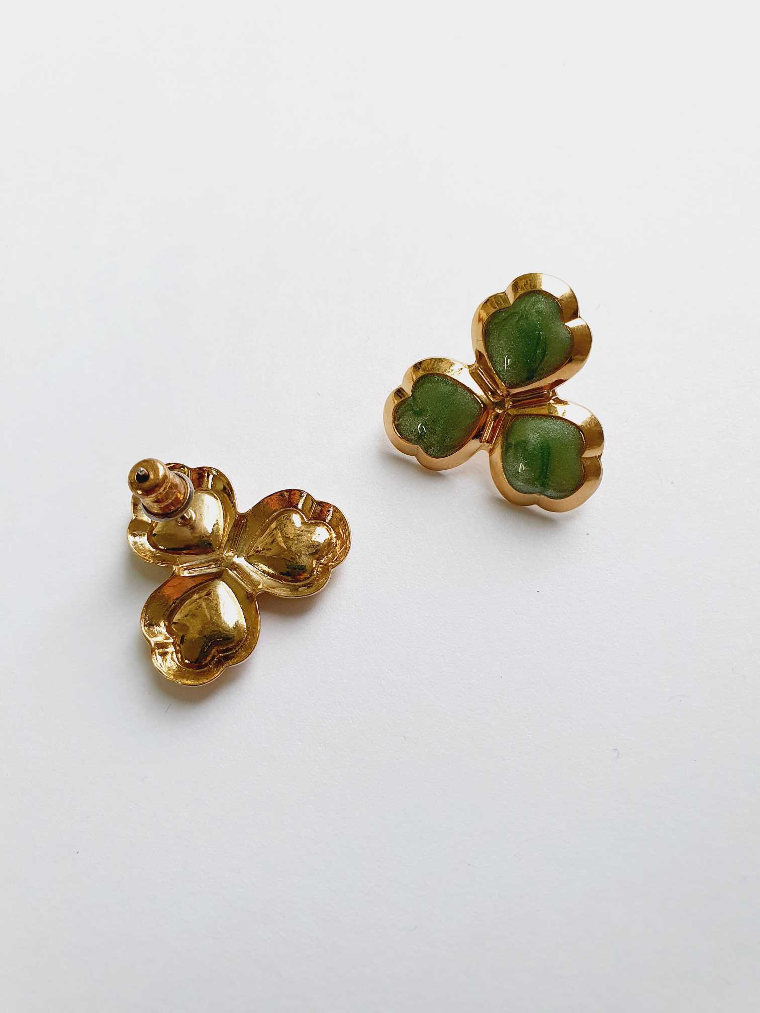 Vintage Gold Plated Clover Stud Earrings - Image 5