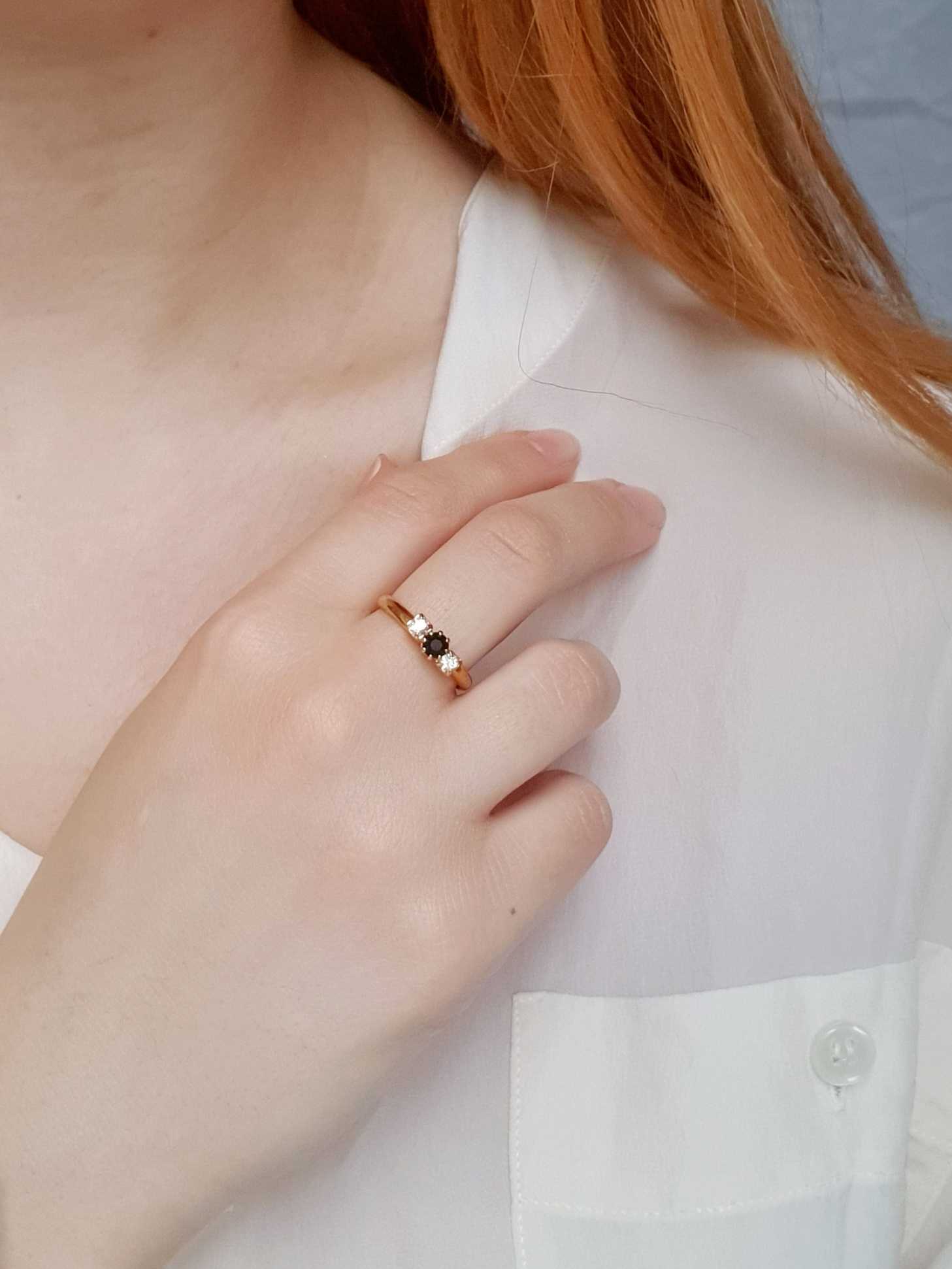 Vintage Gold Plated Coloured Crystal Ring - Image 11
