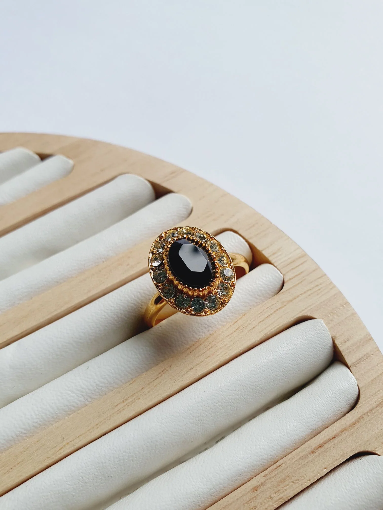 Vintage Gold Plated Crystal Cocktail Oval Ring - Image 9