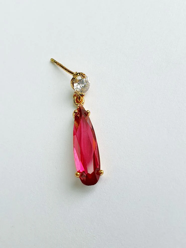 Vintage Gold Plated Crystal Drop Earrings - Image 5