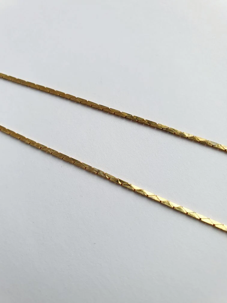Vintage Gold Plated Dainty Chain Necklace - Image 3