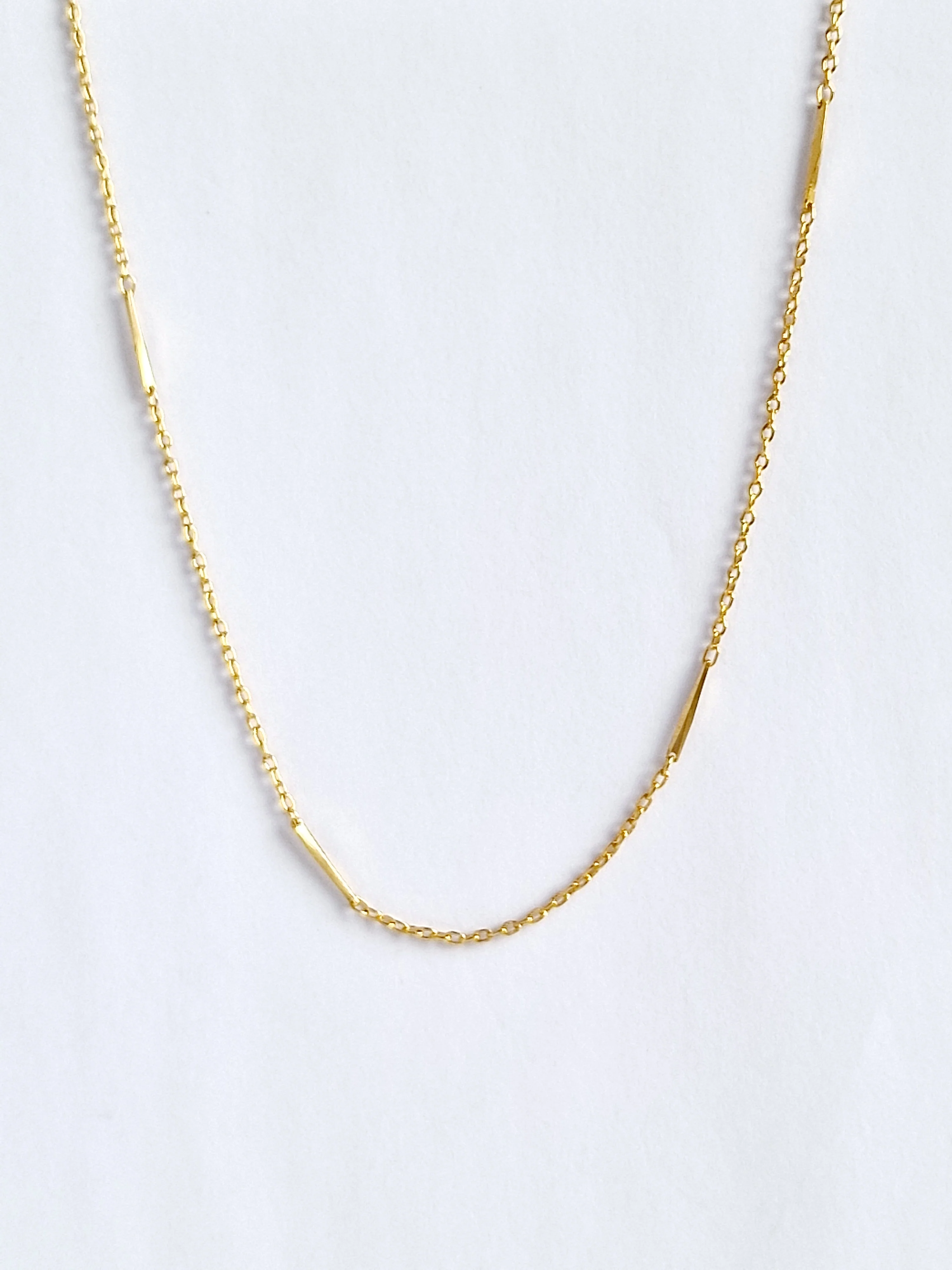 Vintage Gold Plated Dainty Chain Necklace with Bar Links - Image 2
