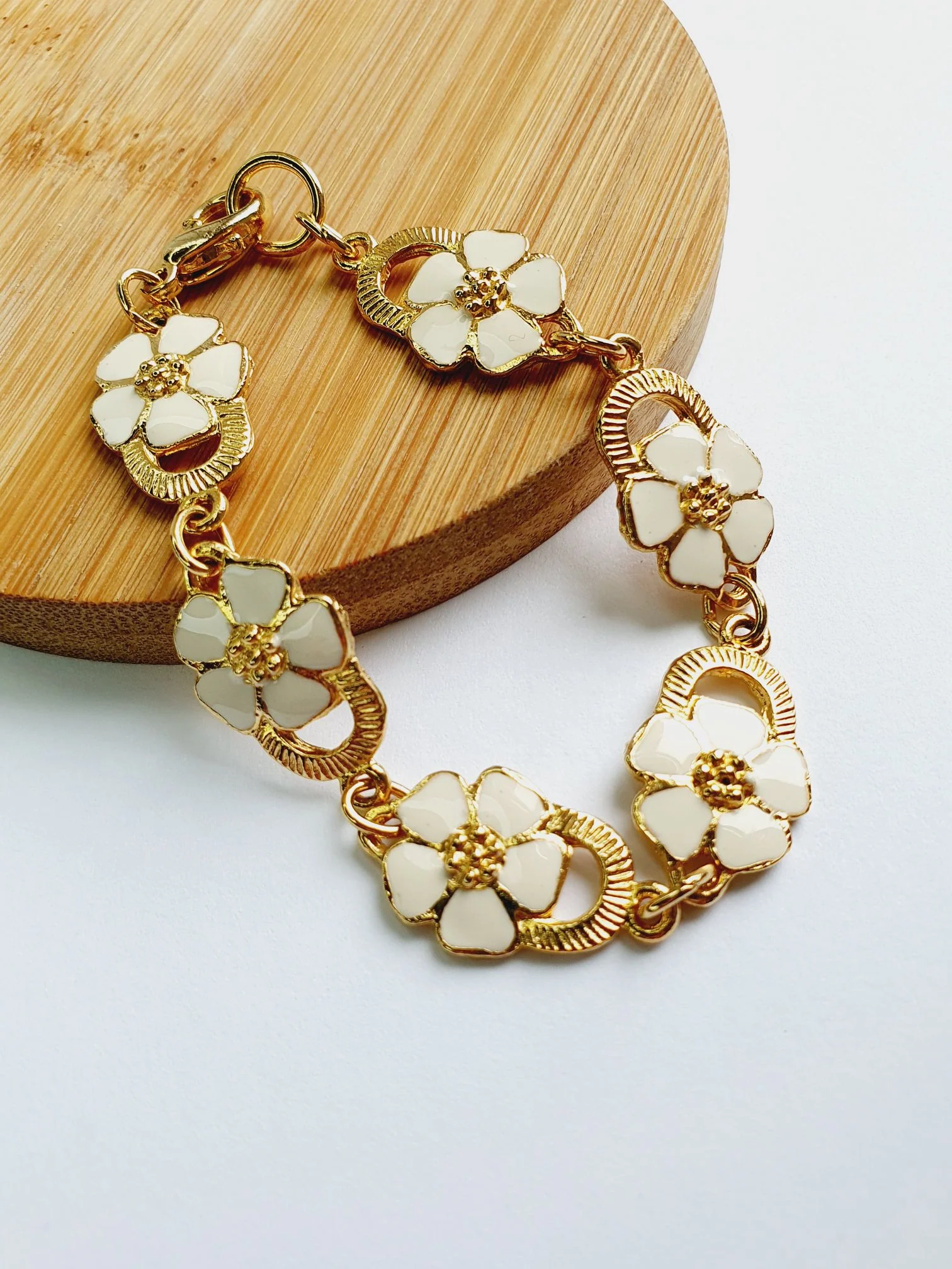 Vintage Gold Plated & Enamel Flower Bracelet - Image 4