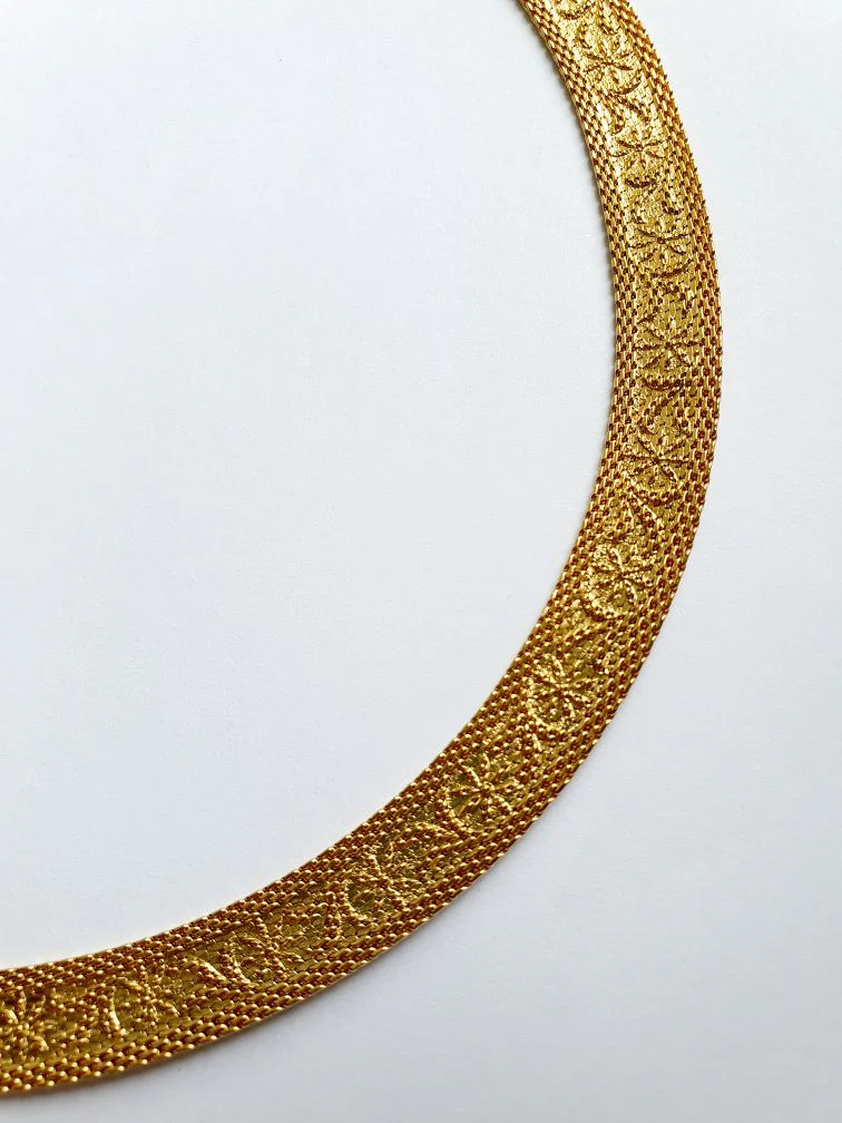 Vintage Gold Plated Flat Mesh Chain Necklace - Image 5