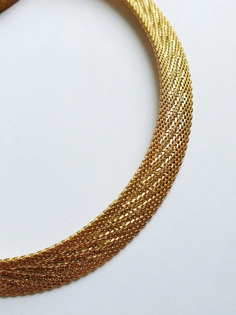 Vintage Gold Plated Flat Mesh Chain Necklace - Image 3
