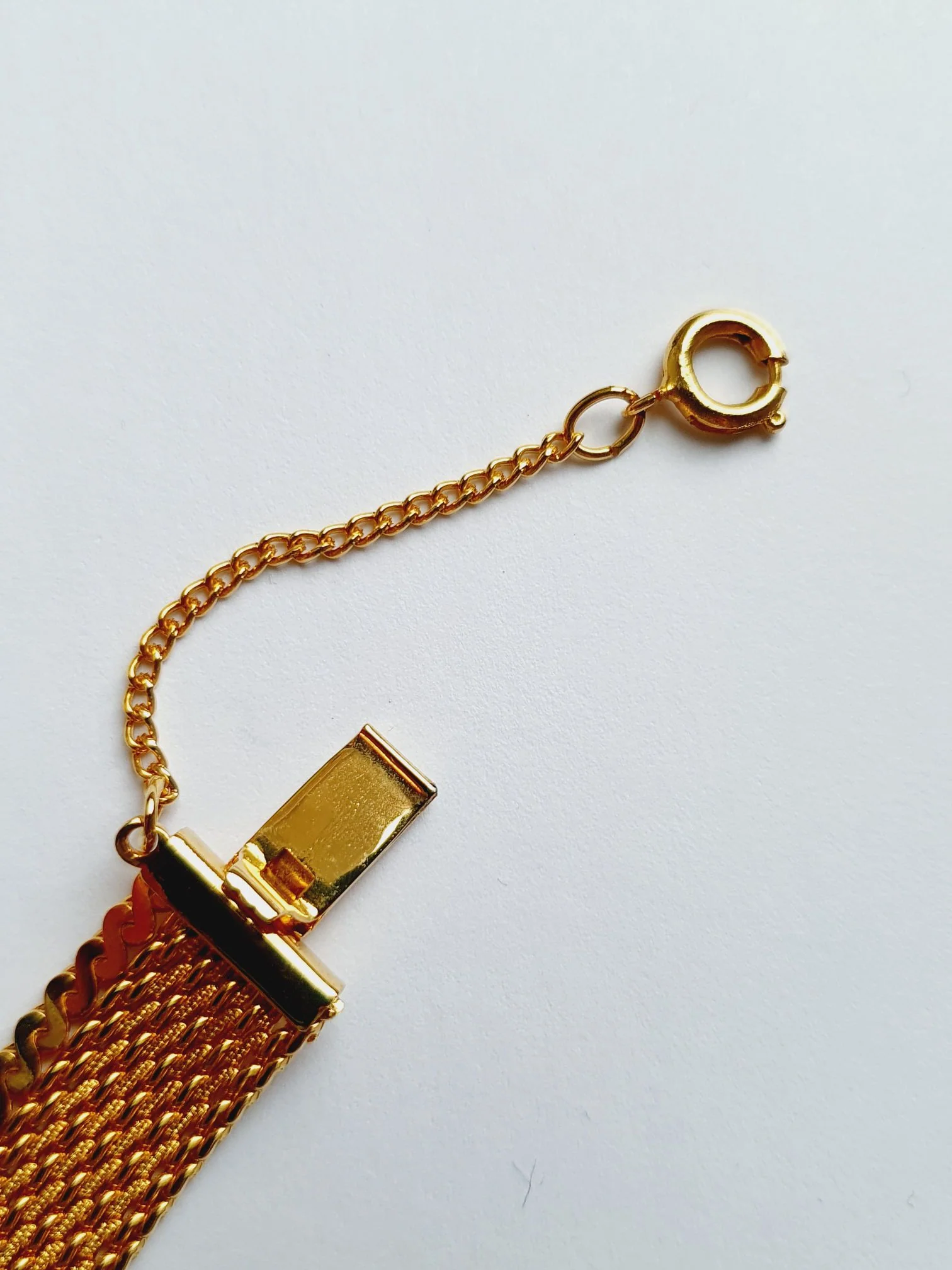 Vintage Gold Plated Flat Mesh Chain Necklace - Image 6