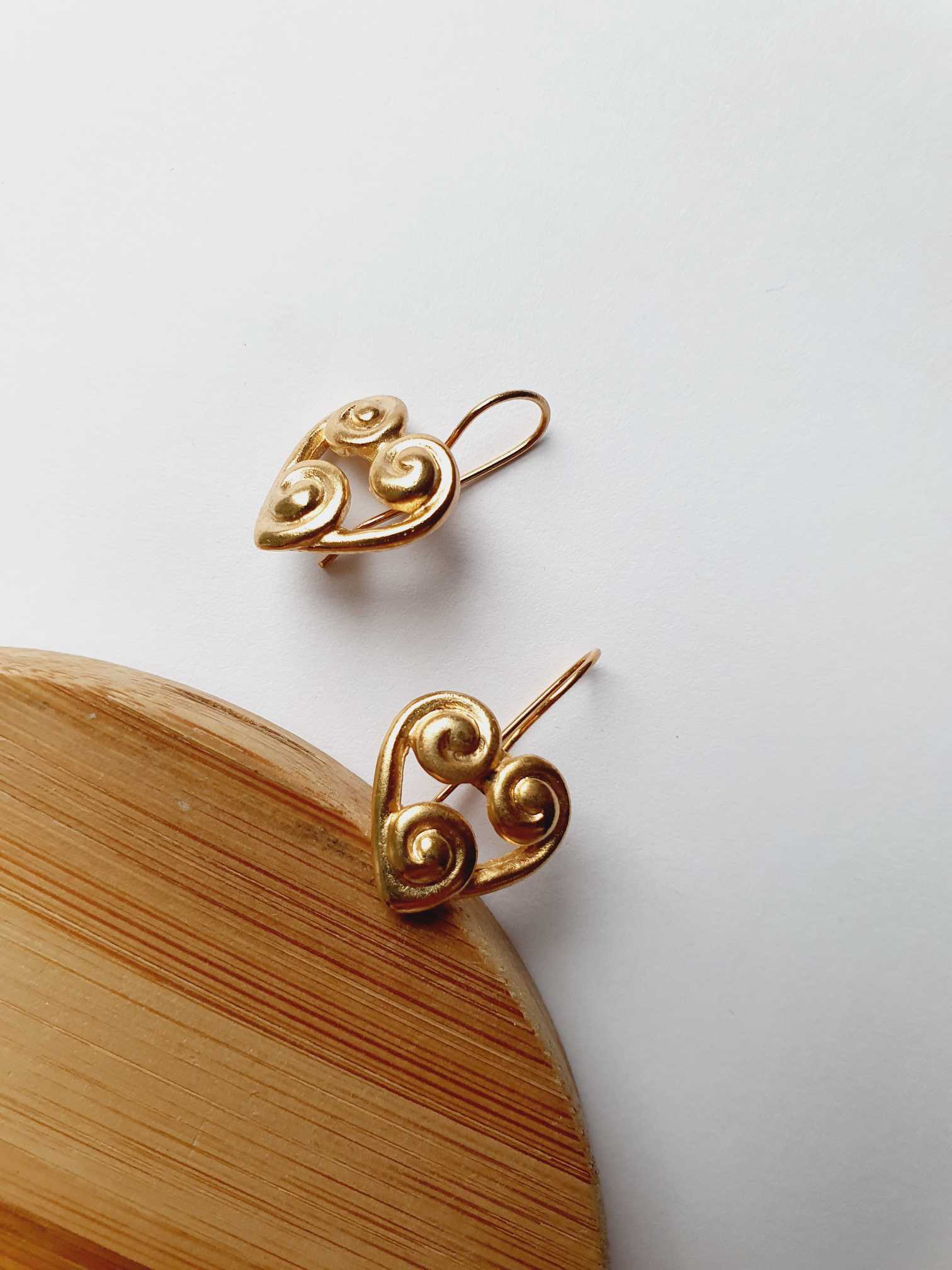 Vintage Gold Plated Heart Drop Earrings - Image 3