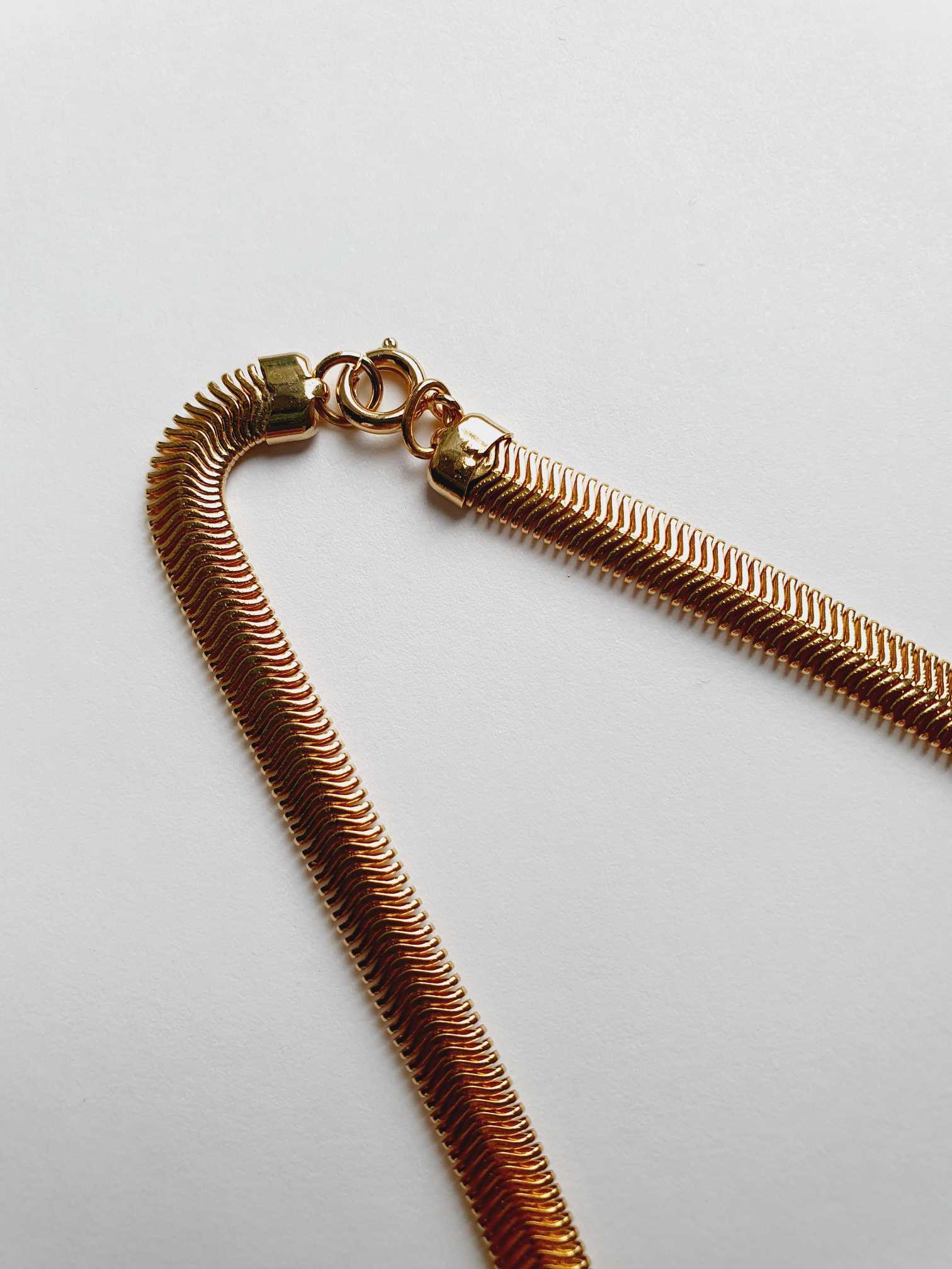 Vintage Gold Plated Herringbone Chain Necklace - Image 5