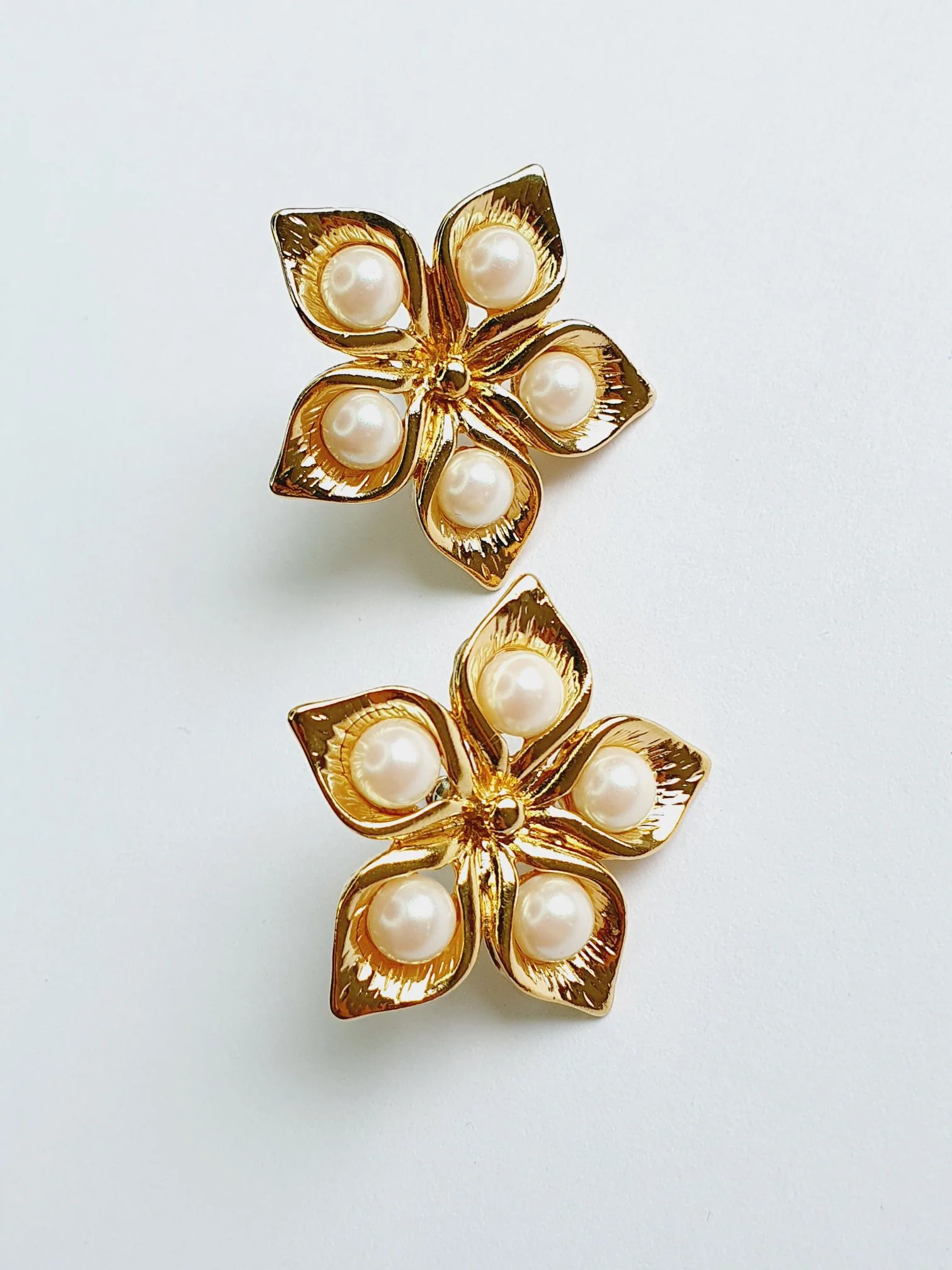 Vintage Gold Plated Pearl Flower Stud Earrings - Image 3