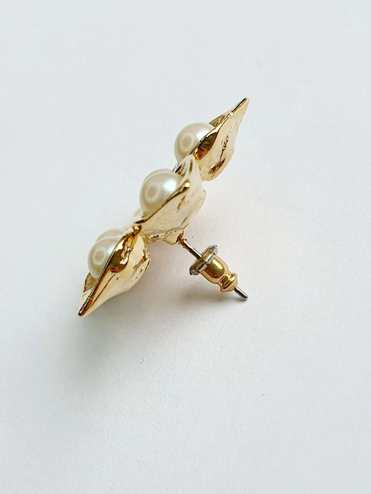 Vintage Gold Plated Pearl Flower Stud Earrings - Image 7