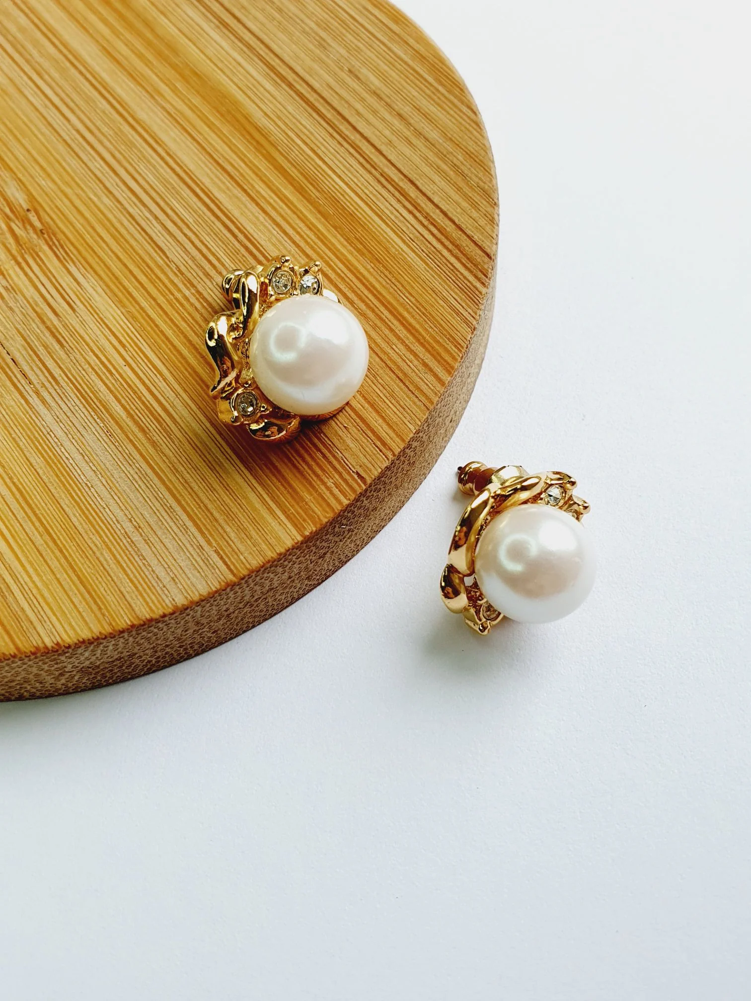 Vintage Gold Plated Pearl Stud Earrings - Image 3