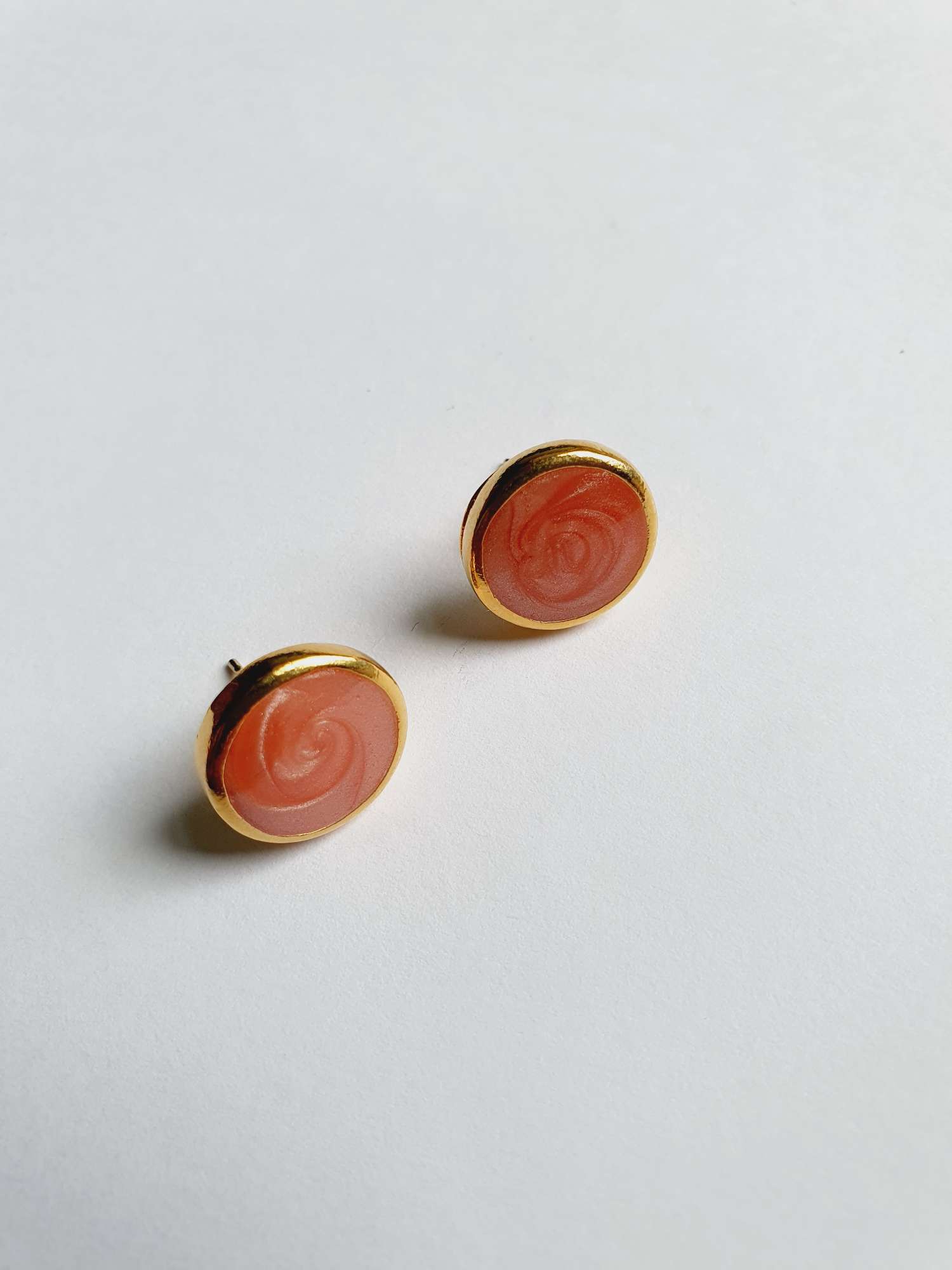 Vintage Gold Plated Pink Enamel Round Stud Earrings - Image 4