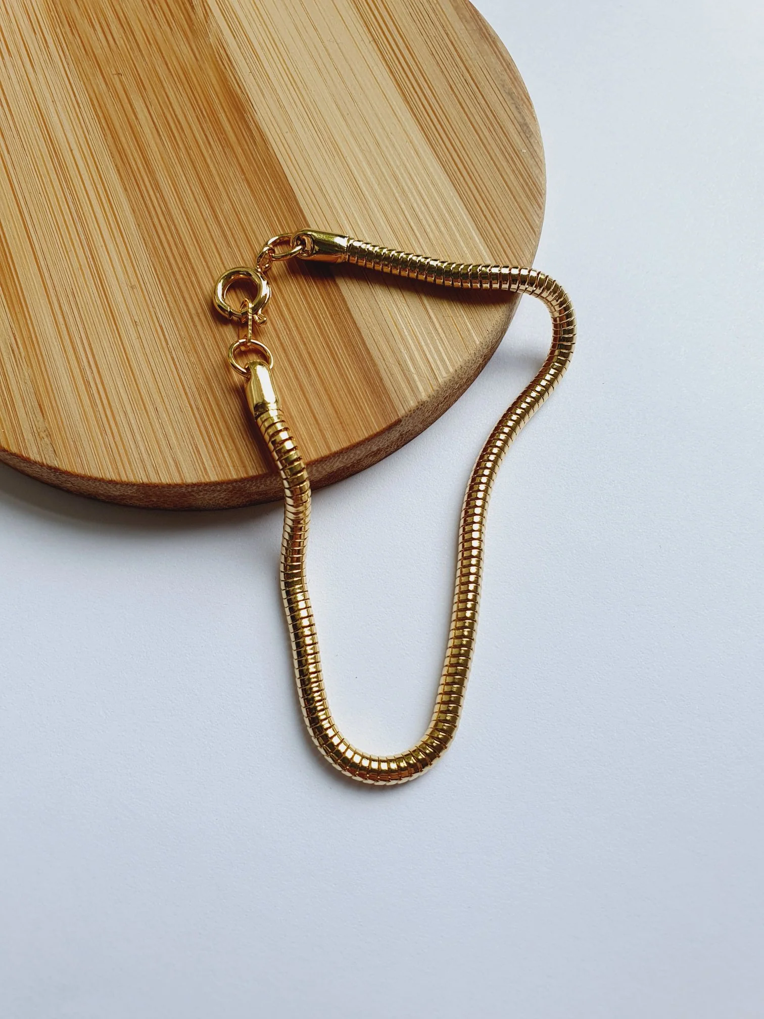 Vintage Gold Plated Round Chain Bracelet - Image 5