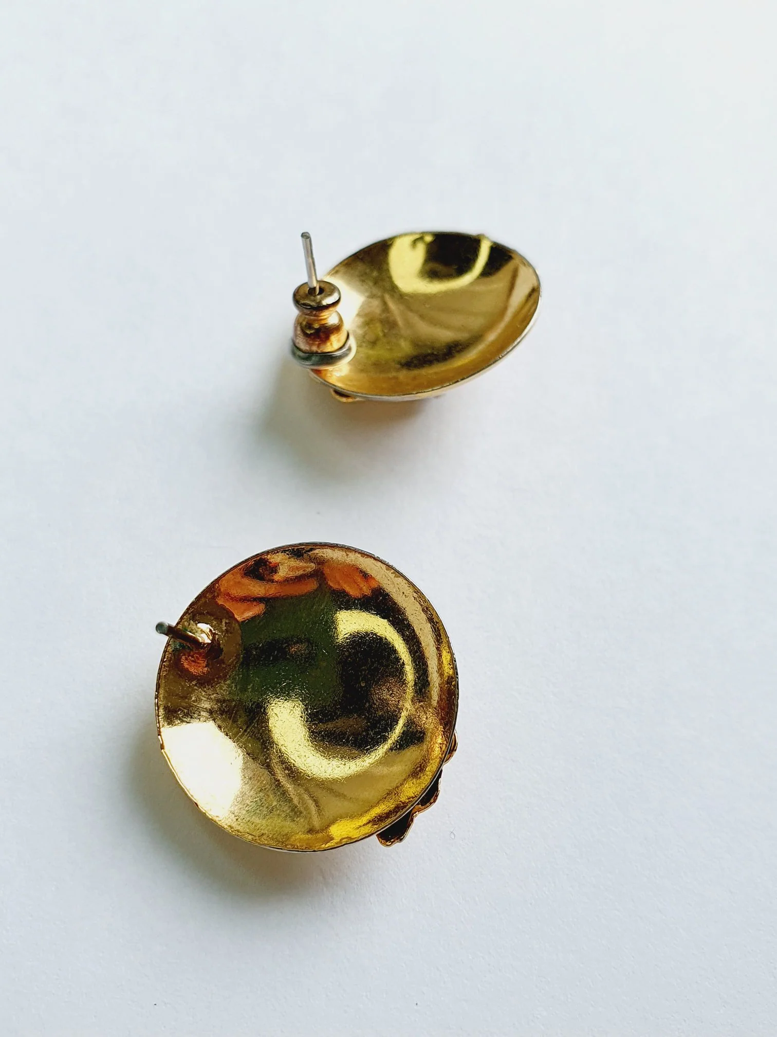 Vintage Gold Plated Round Stud Earrings - Image 6
