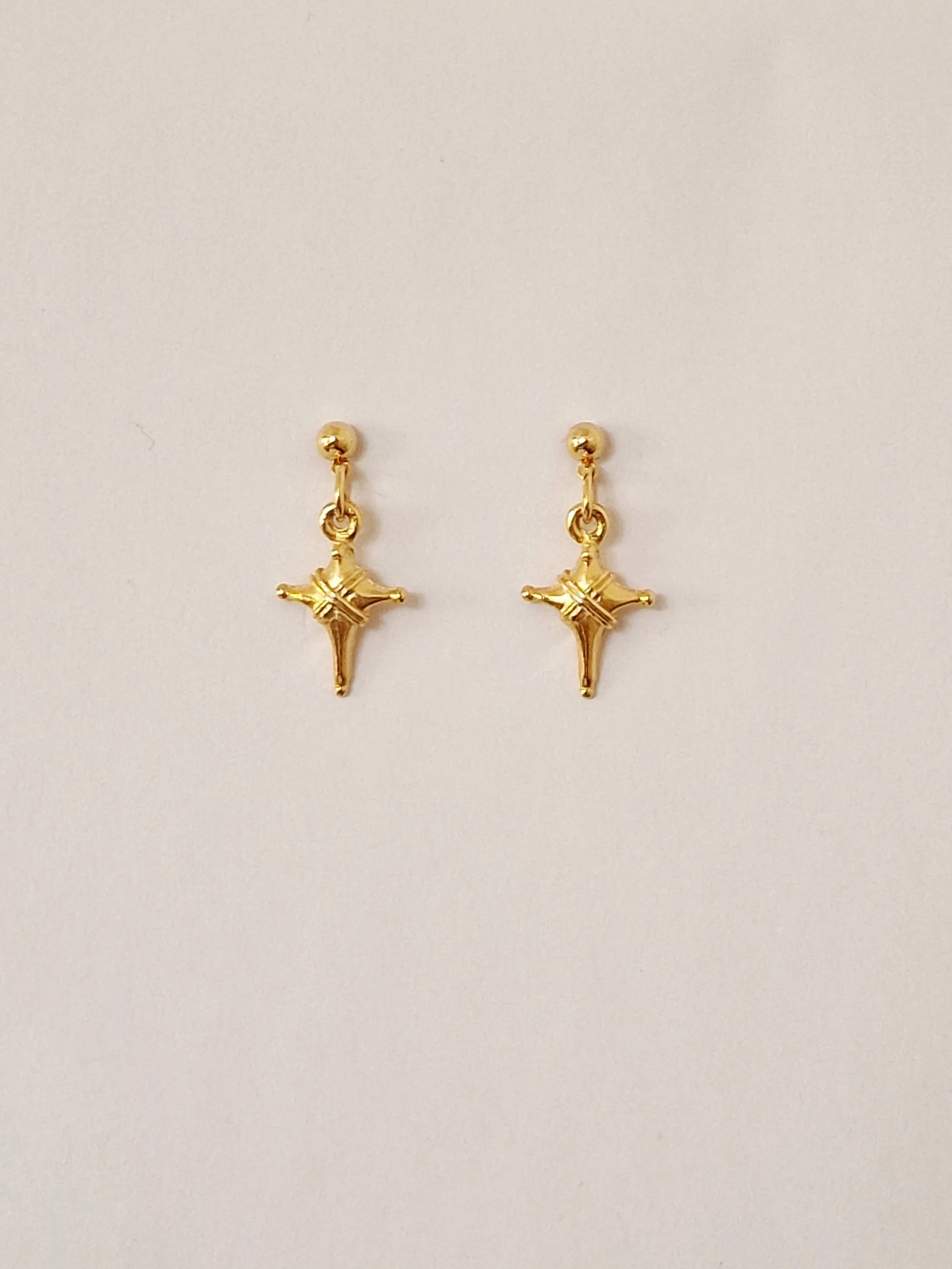 Vintage Gold Plated Small Star Drop Earrings