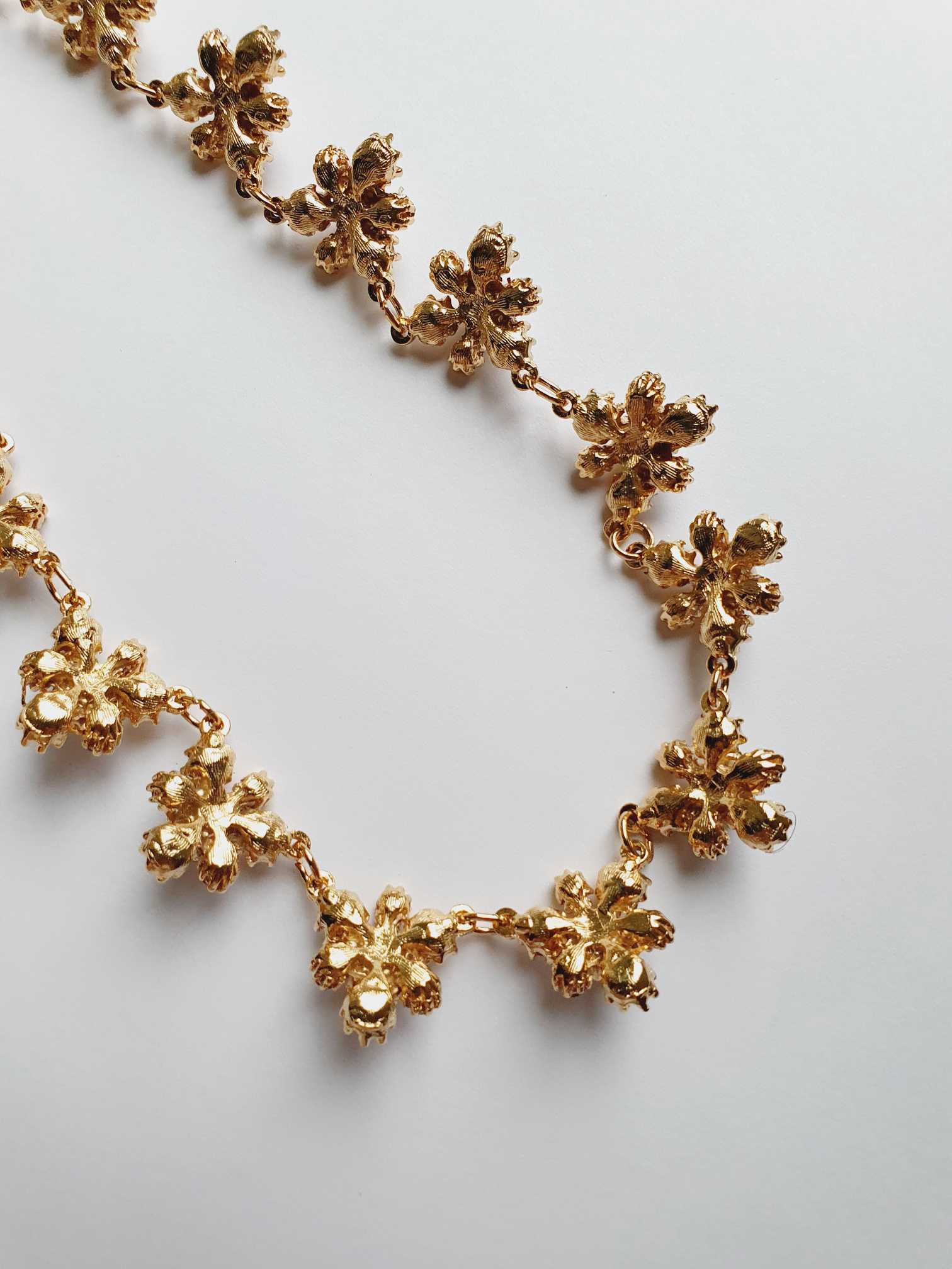 Vintage Gold Plated Statement Pearls & Crystals Necklace - Image 6
