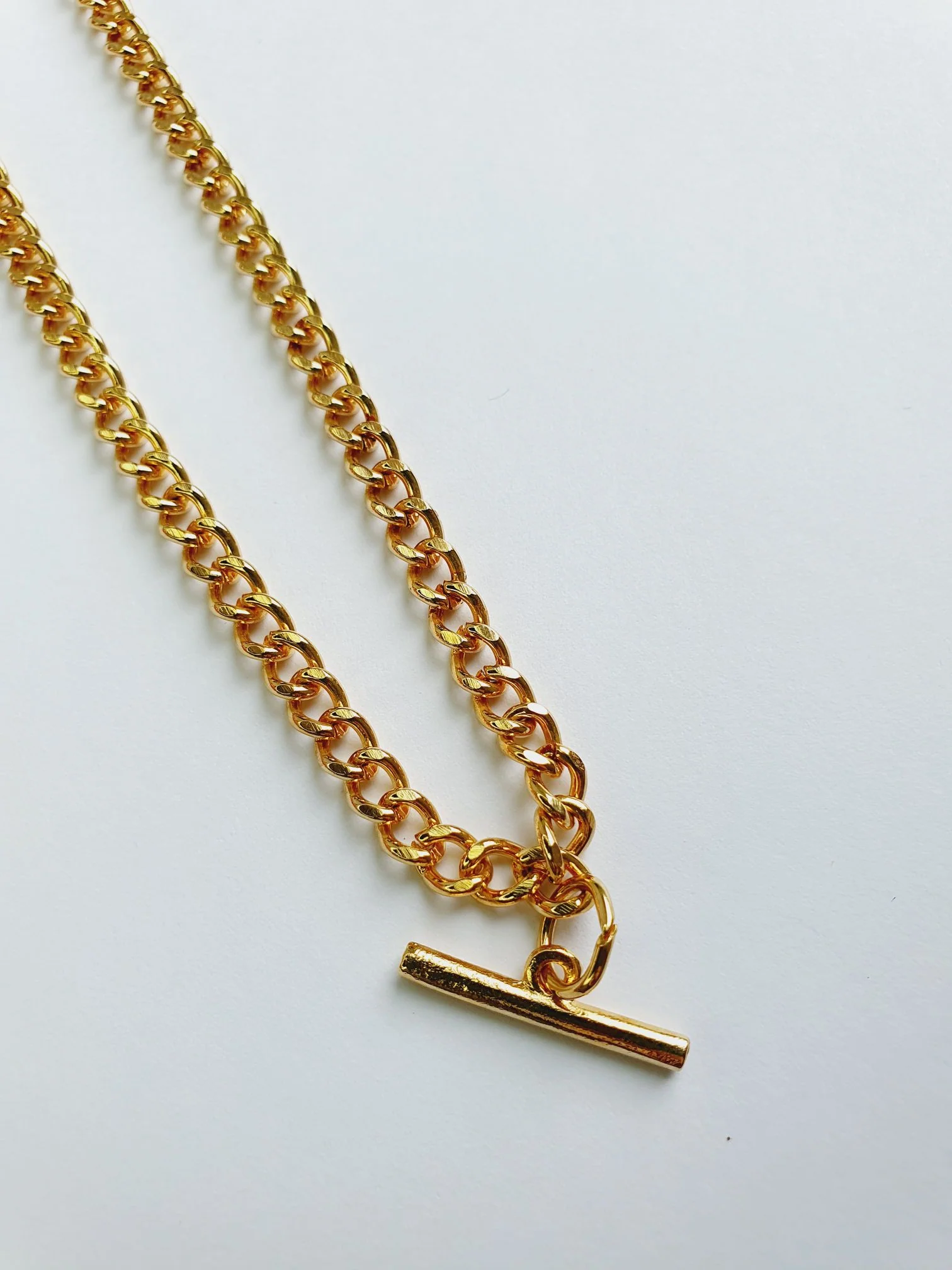 Vintage Gold Plated T-bar Chain Necklace
