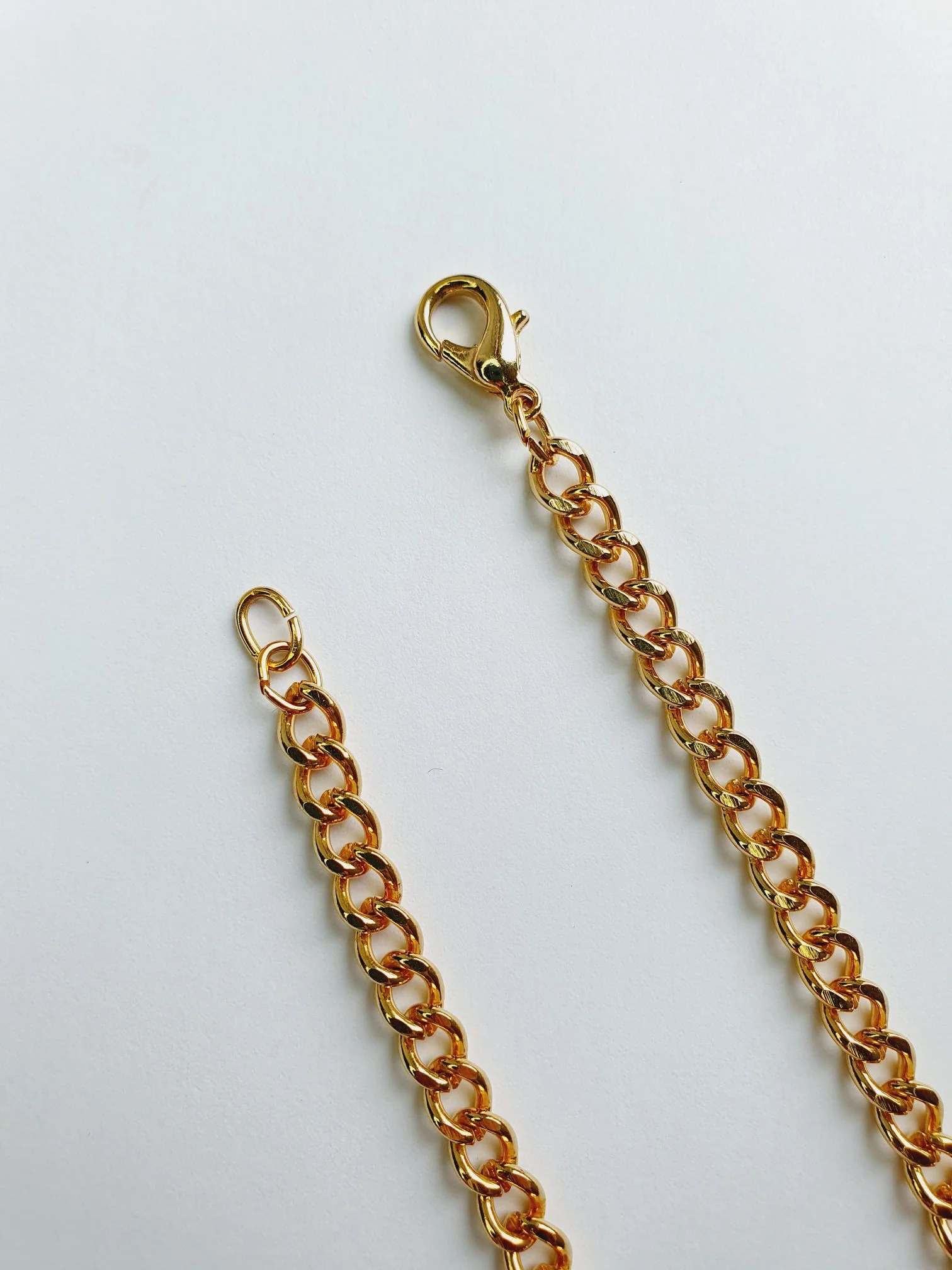 Vintage Gold Plated T-bar Chain Necklace - Image 4