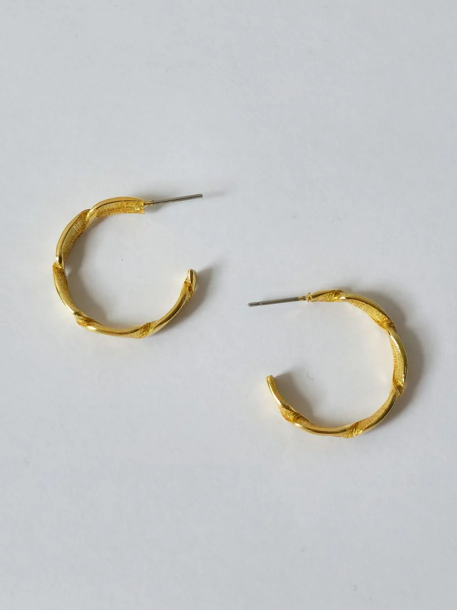 Vintage Gold Plated Textured Twist Hoop Earrings - Image 4