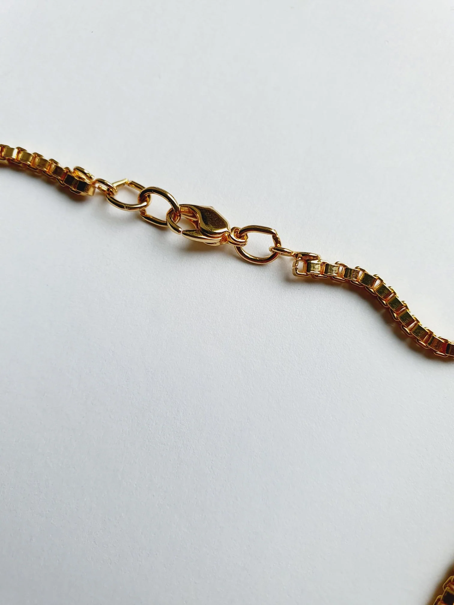 Vintage Gold Plated Thin Box Chain Necklace - Image 5