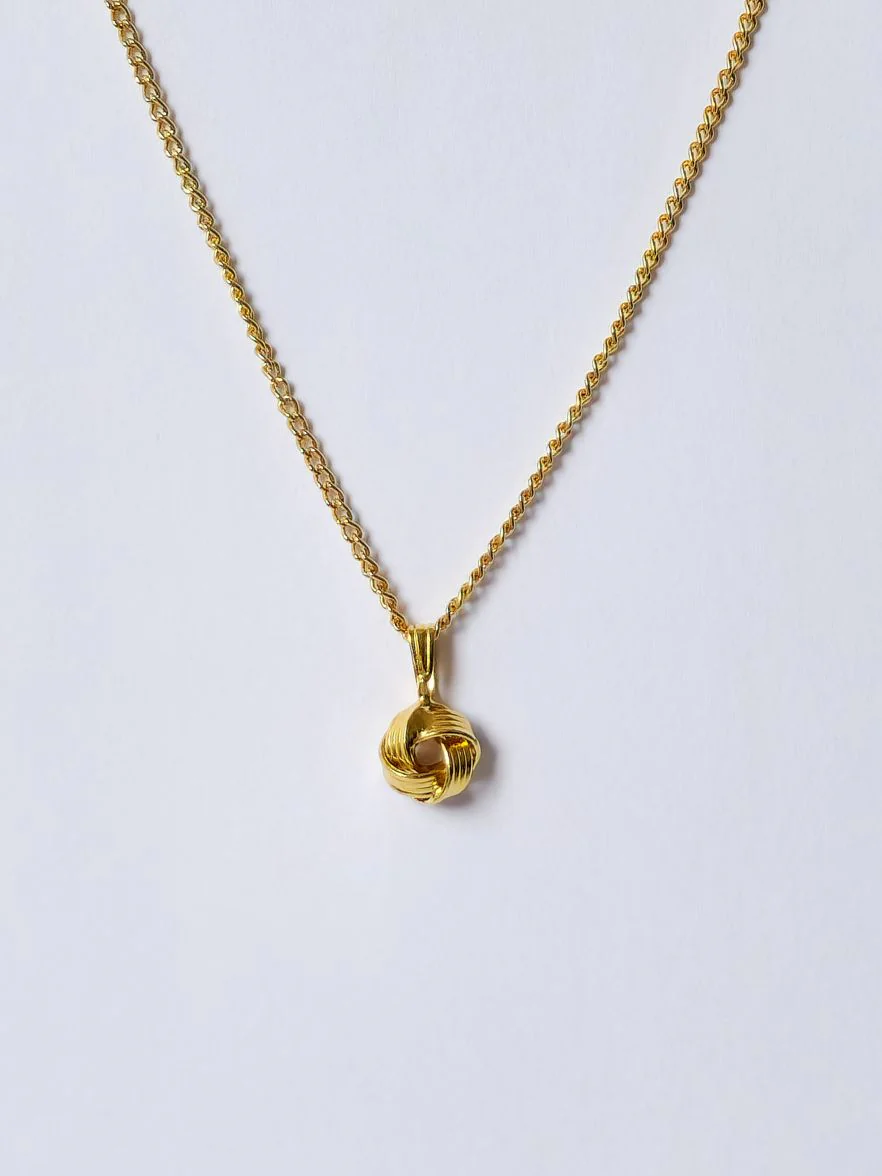 Vintage Gold Plated Thin Curb Chain Pendant Necklace with Twisted Knot Charm