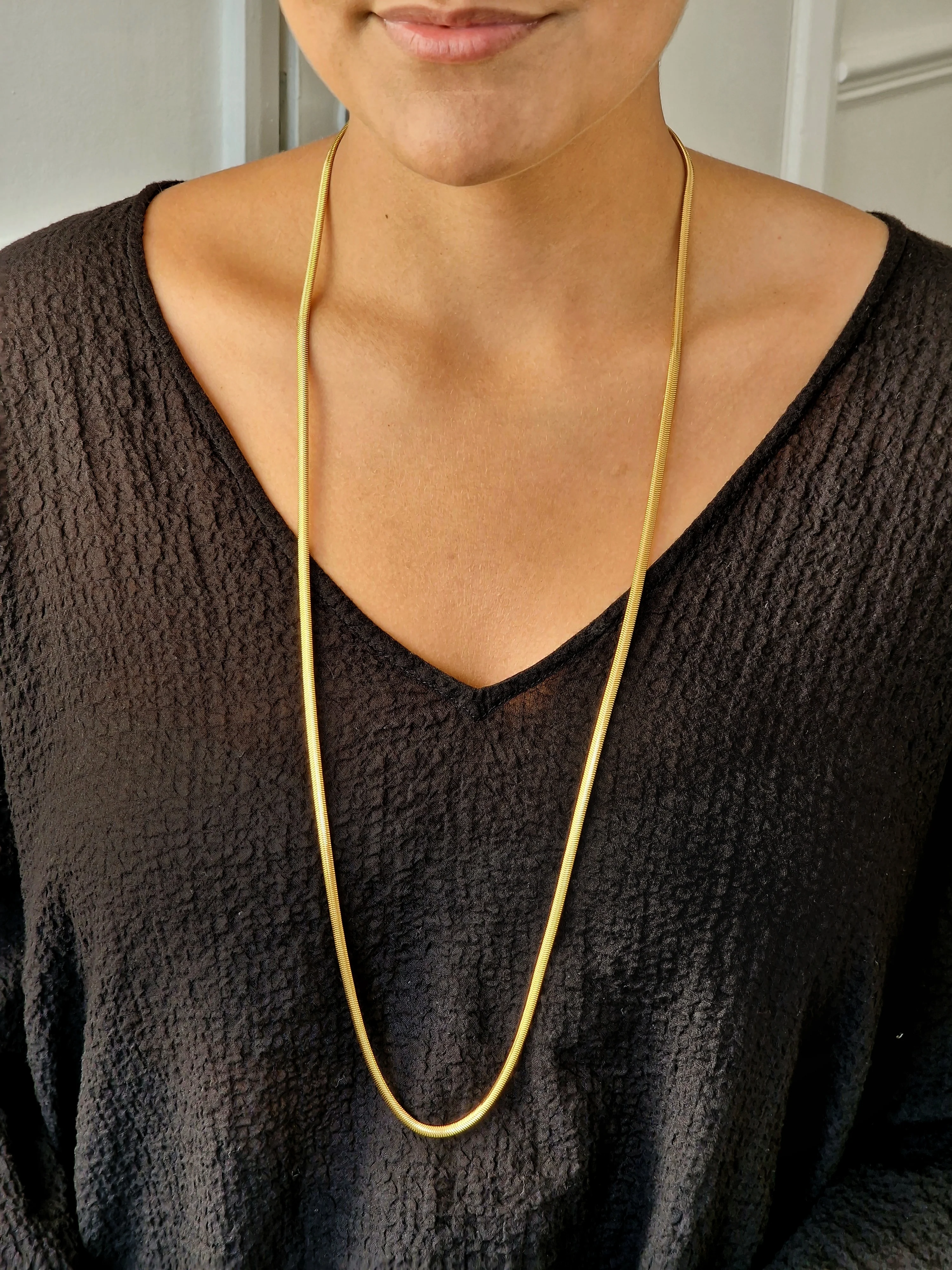 Vintage Gold Plated Thin Herringbone Chain Necklace - Image 2
