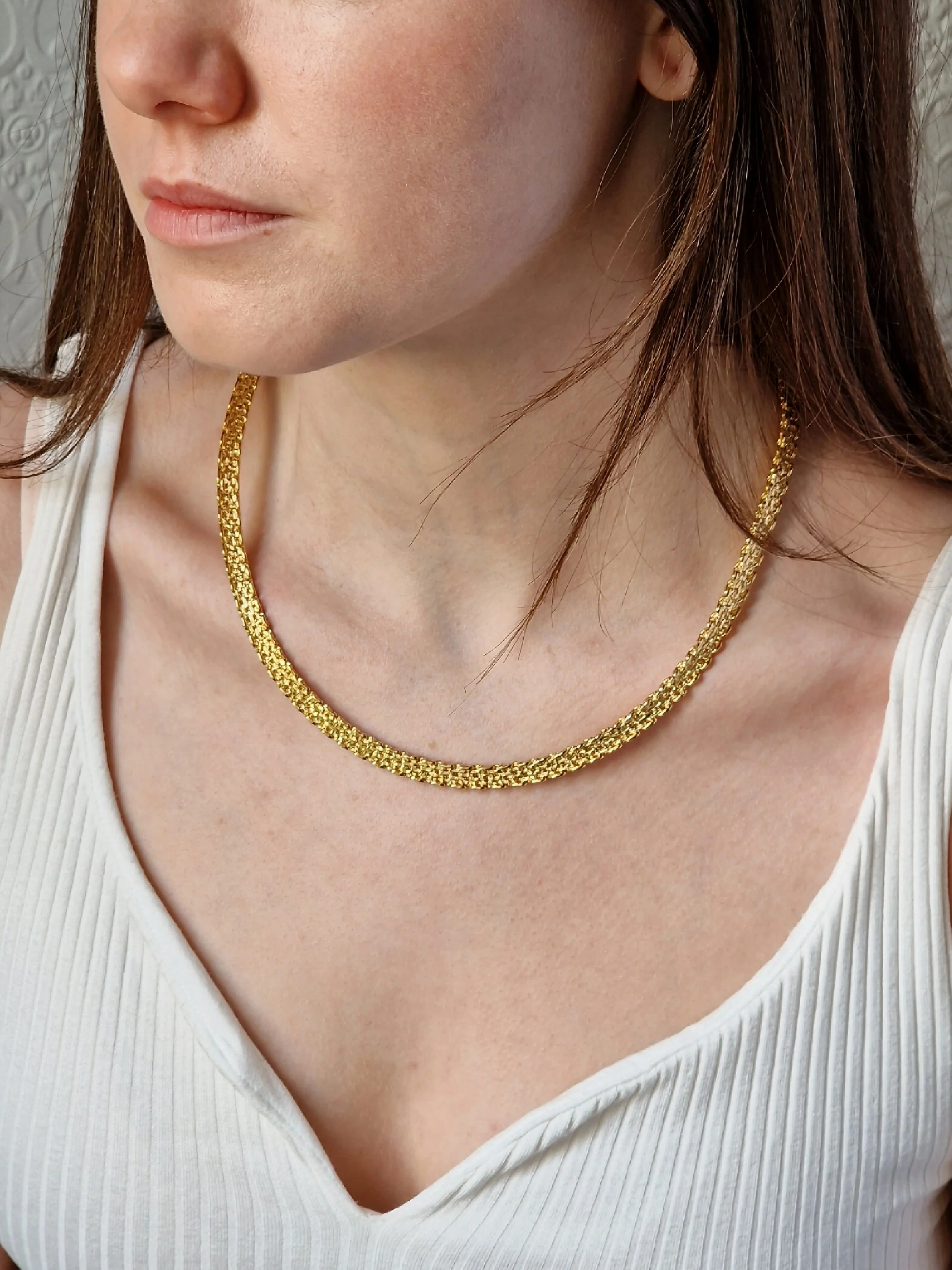 Vintage Gold Plated Thin Mesh Chain Necklace - Image 2