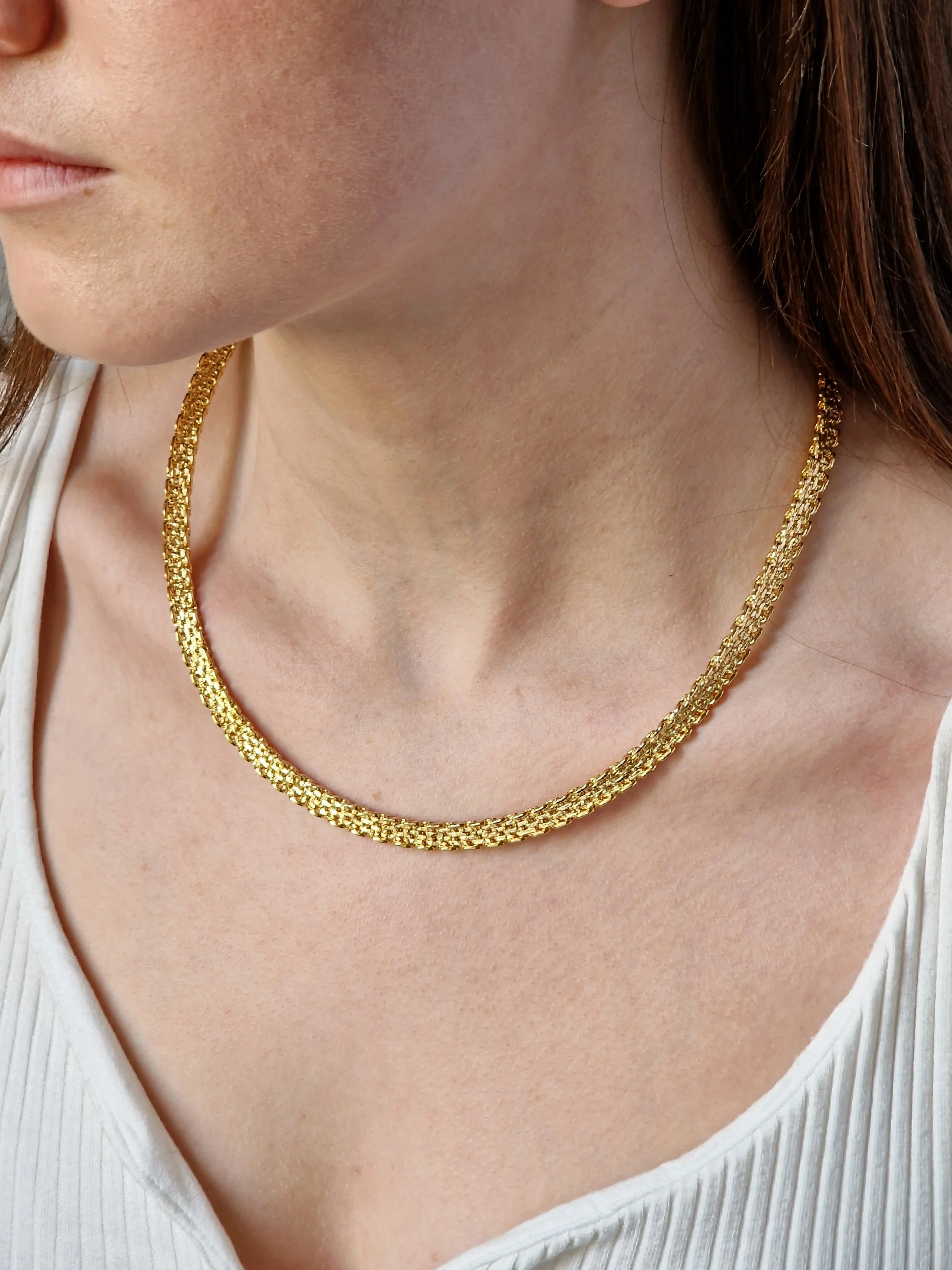 Vintage Gold Plated Thin Mesh Chain Necklace - Image 3