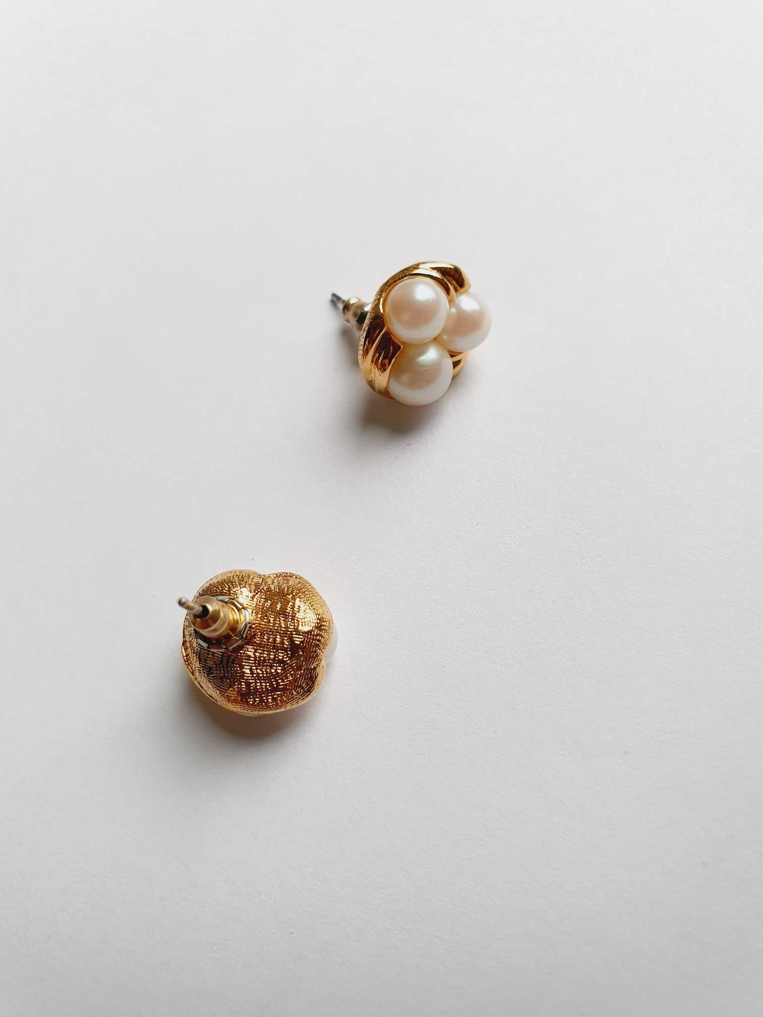Vintage Gold Plated Triple Pearl Stud Earrings - Image 6