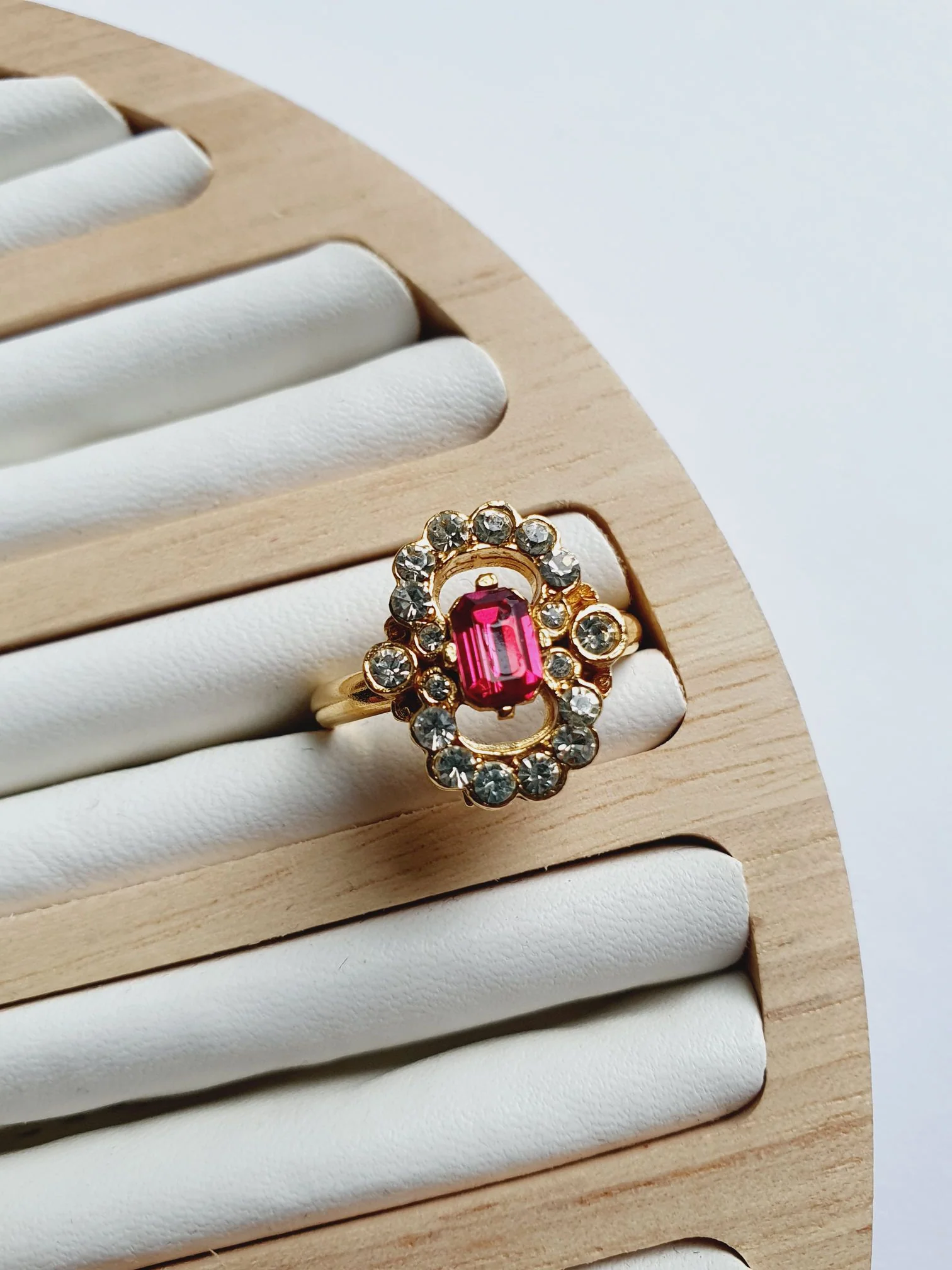 Vintage Gold Plated Victorian Style Crystal Ring - Image 2