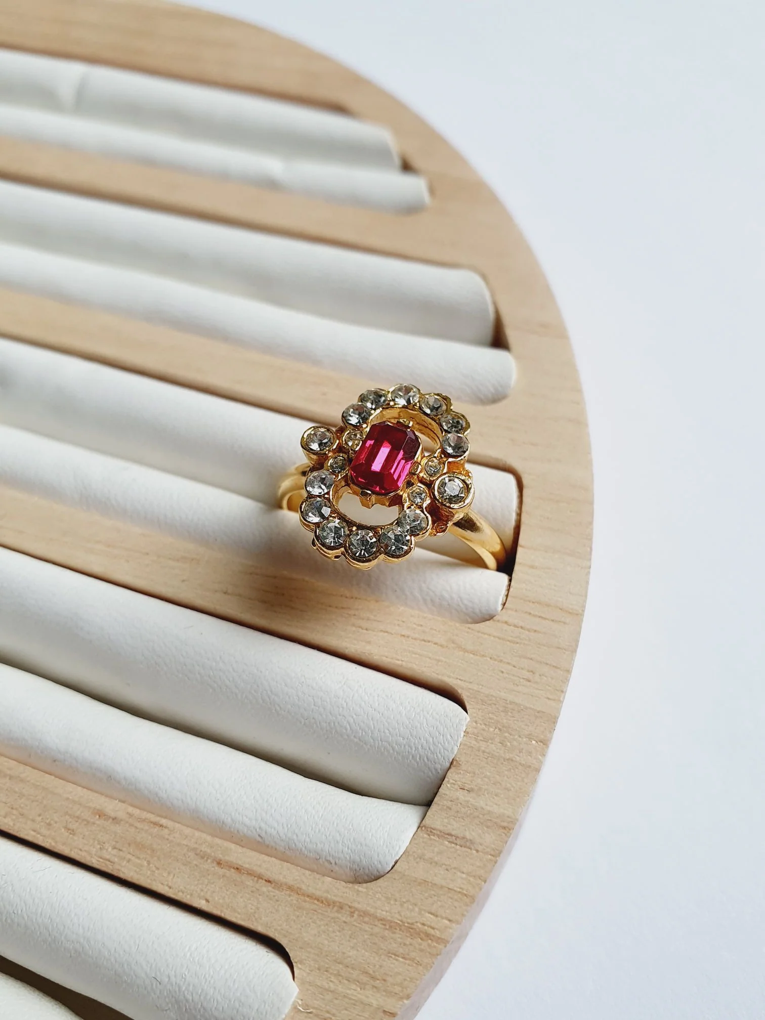 Vintage Gold Plated Victorian Style Crystal Ring - Image 3