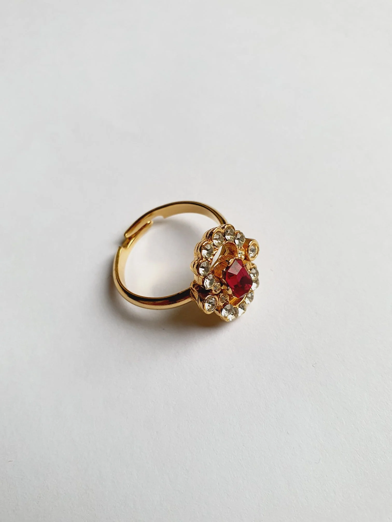 Vintage Gold Plated Victorian Style Crystal Ring - Image 4