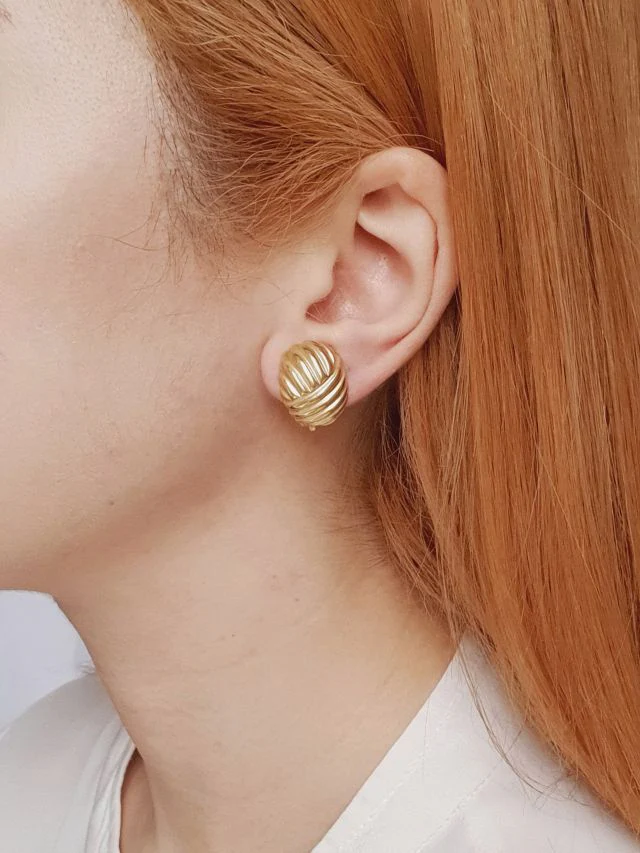 Vintage Gold Toned 1980s Clip On Earrings - Image 2