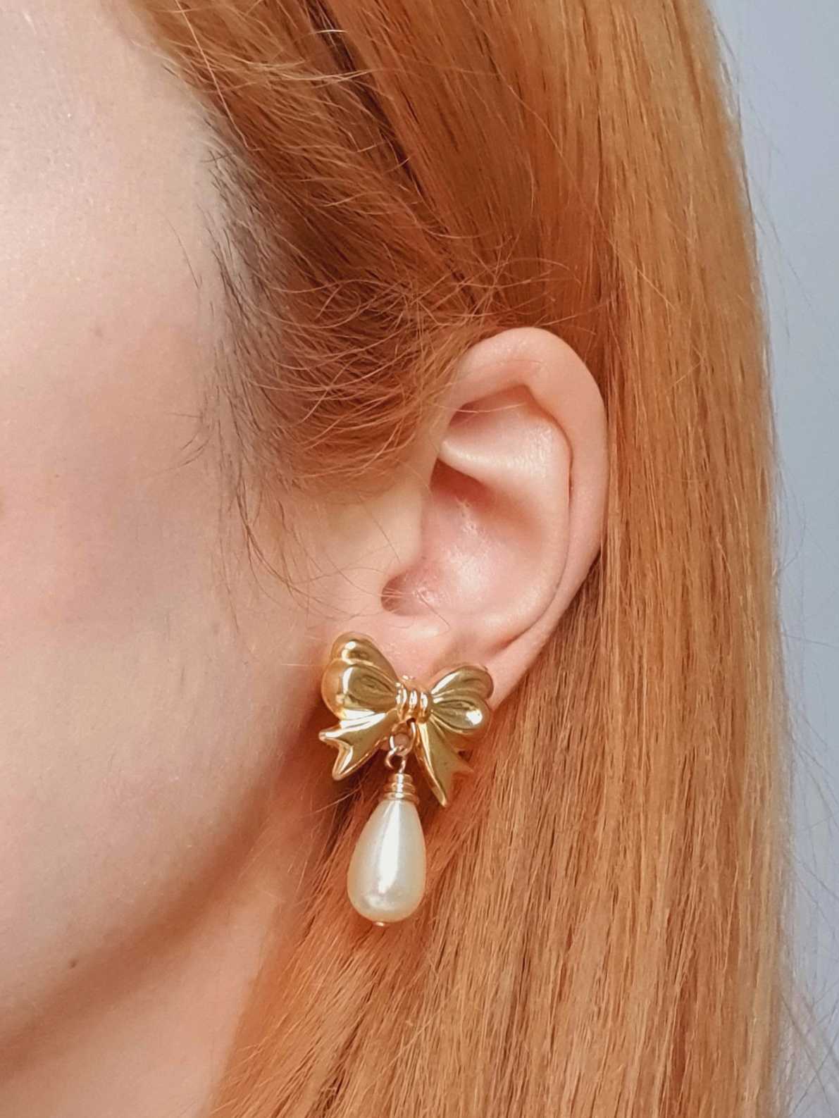 Vintage Gold Toned Bow & Drop Pearl Earrings - Image 2