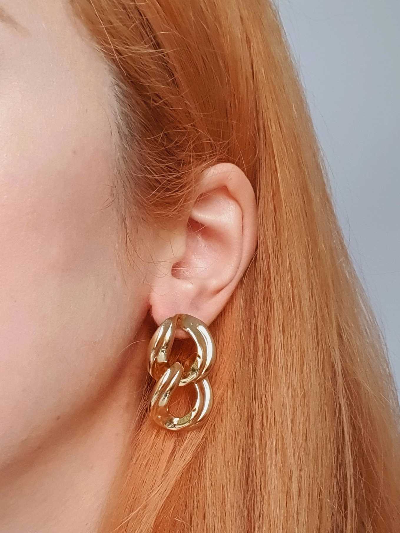Vintage Gold Toned Link Earrings - Image 2
