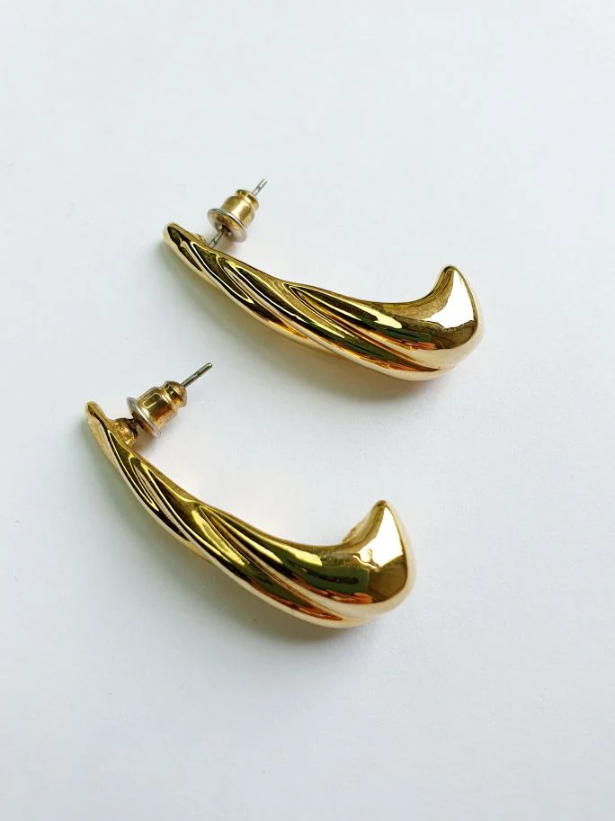 Vintage Gold Toned Twist Earrings