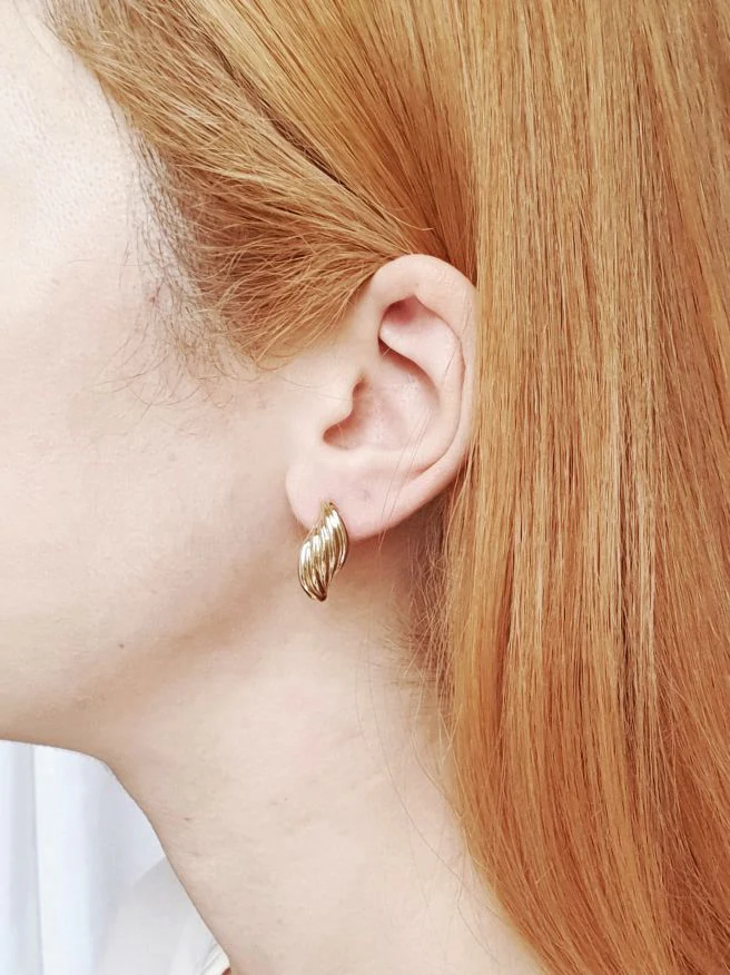 Vintage Gold Toned Twist Stud Earrings - Image 2