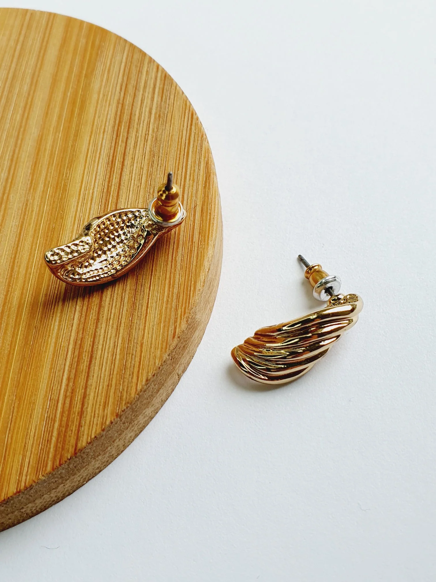 Vintage Gold Toned Twist Stud Earrings - Image 5