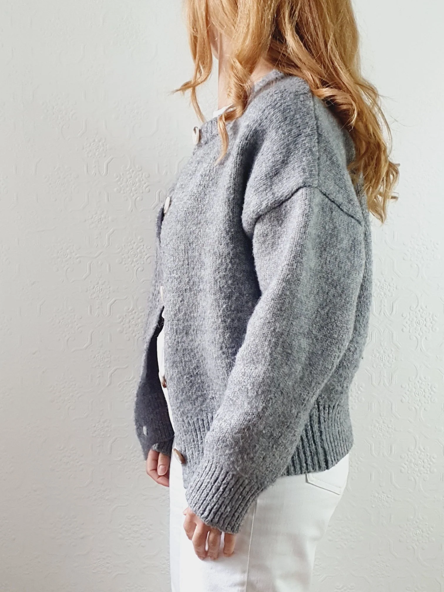 Vintage Grey Crew Neck Wool Cardigan - M/L - Image 2