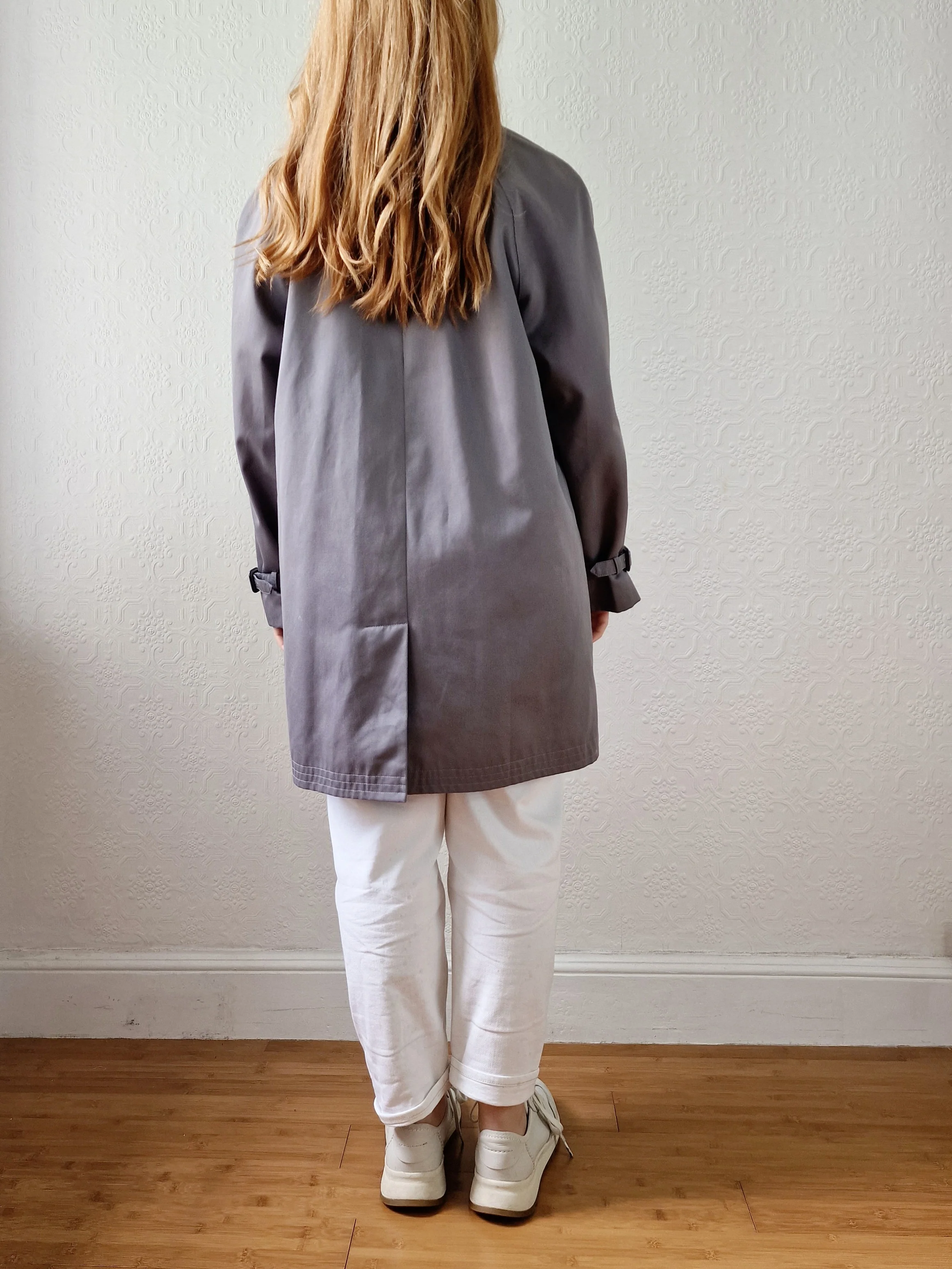 Vintage Grey Single Breasted Medium Length Trench Coat by Dannimac - M - Image 6