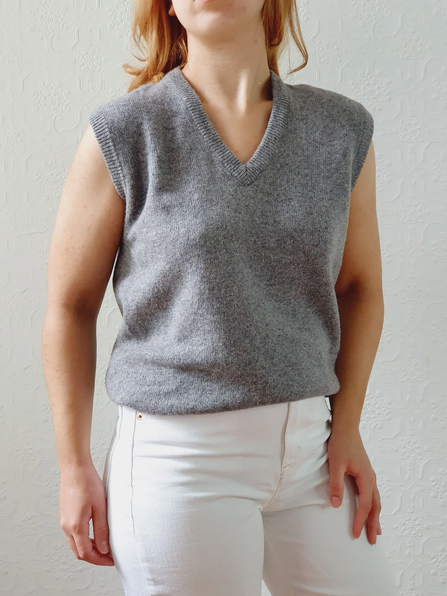 Vintage Grey Wool V-Neck Vest - M - Image 3