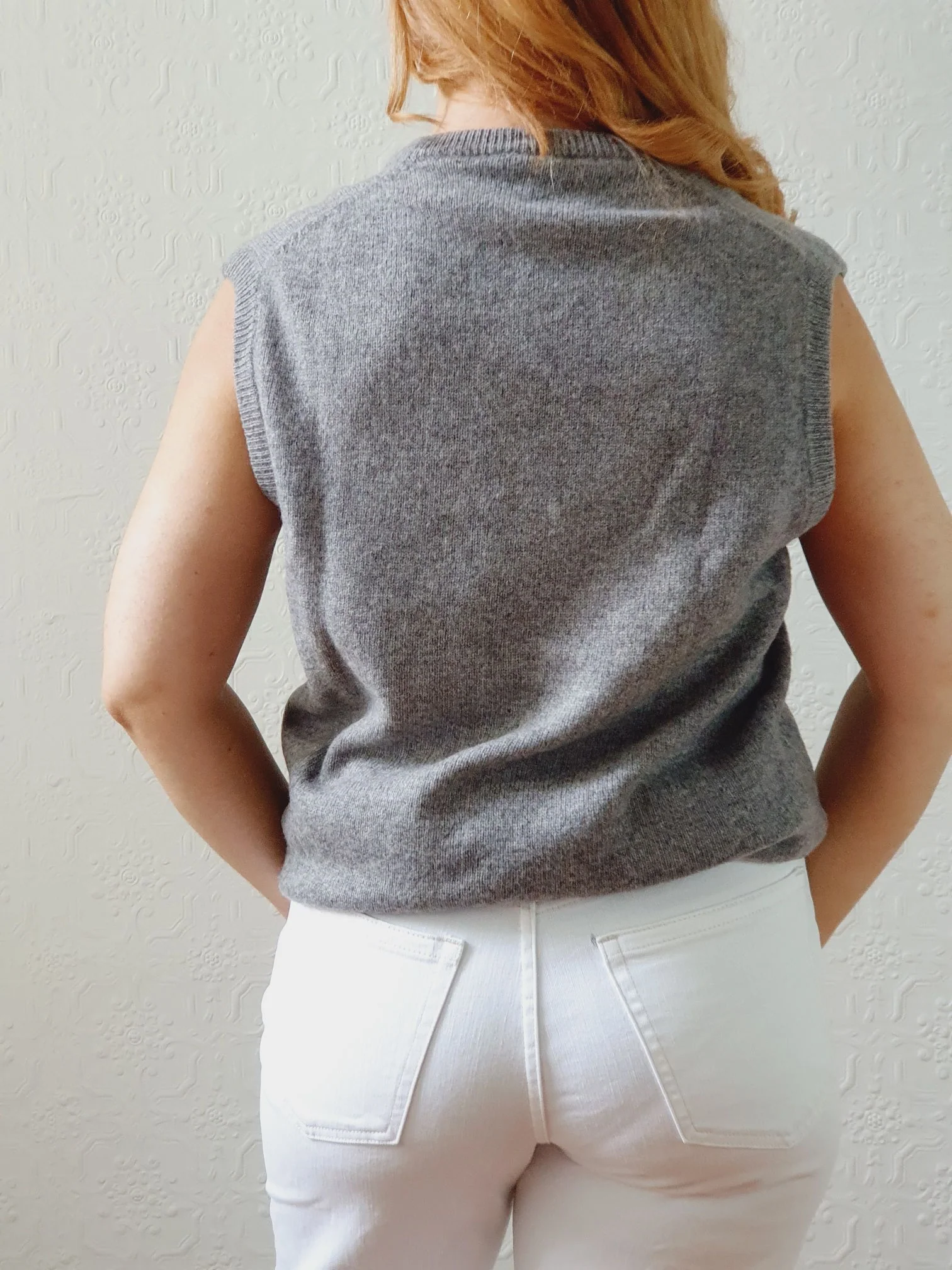 Vintage Grey Wool V-Neck Vest - M - Image 4