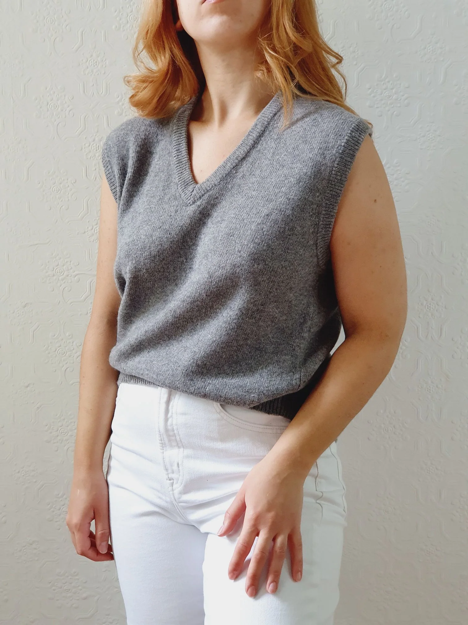 Vintage Grey Wool V-Neck Vest - M - Image 6