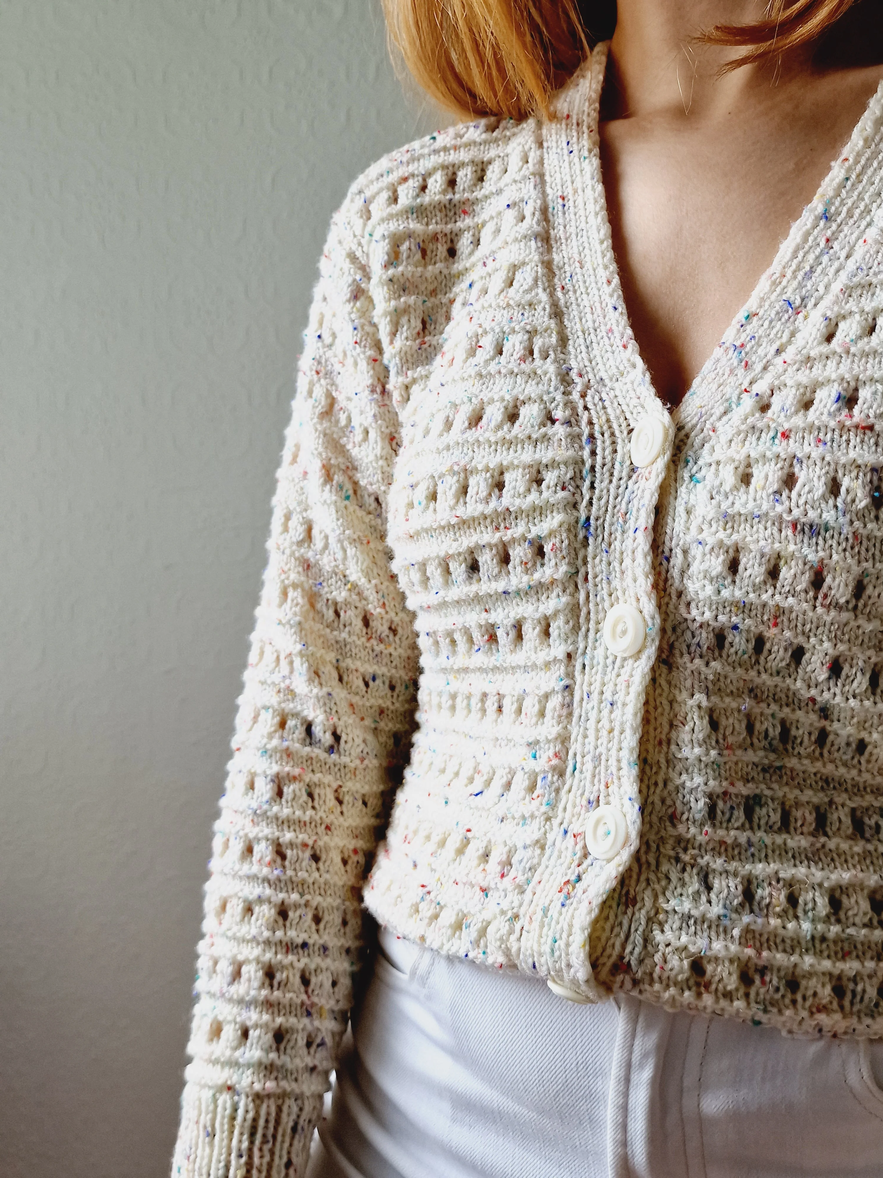 Vintage Handknitted Cream V-Neck Cardigan with Multicoloured Flecks - XS/S - Image 4