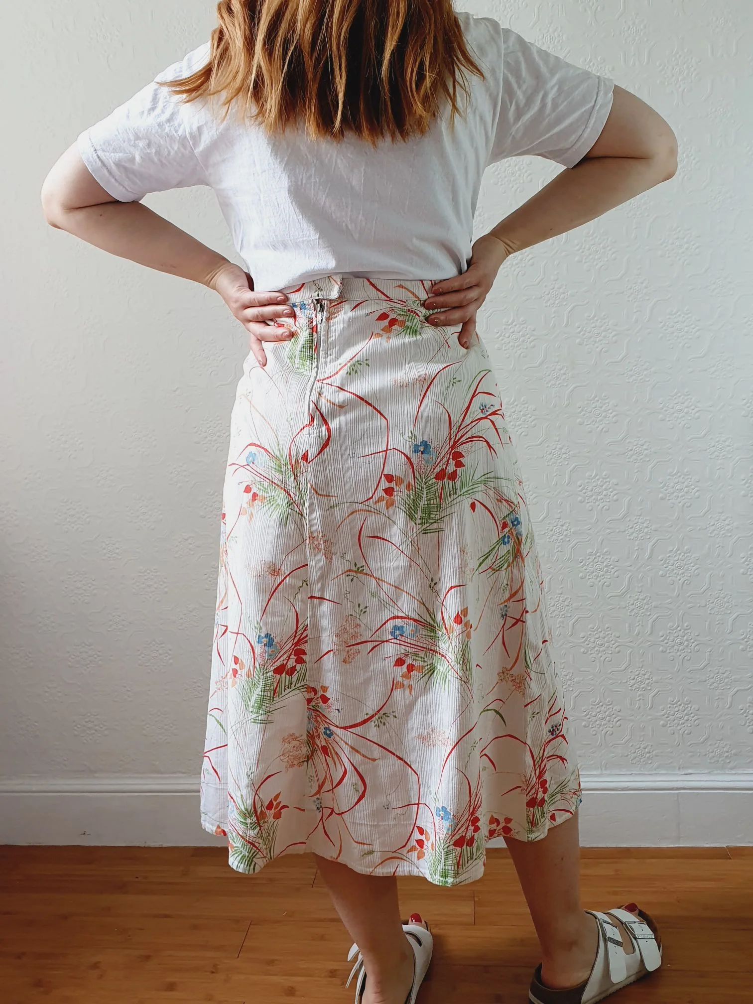 Vintage Handmade White & Red Floral A-line Skirt - M - Image 7